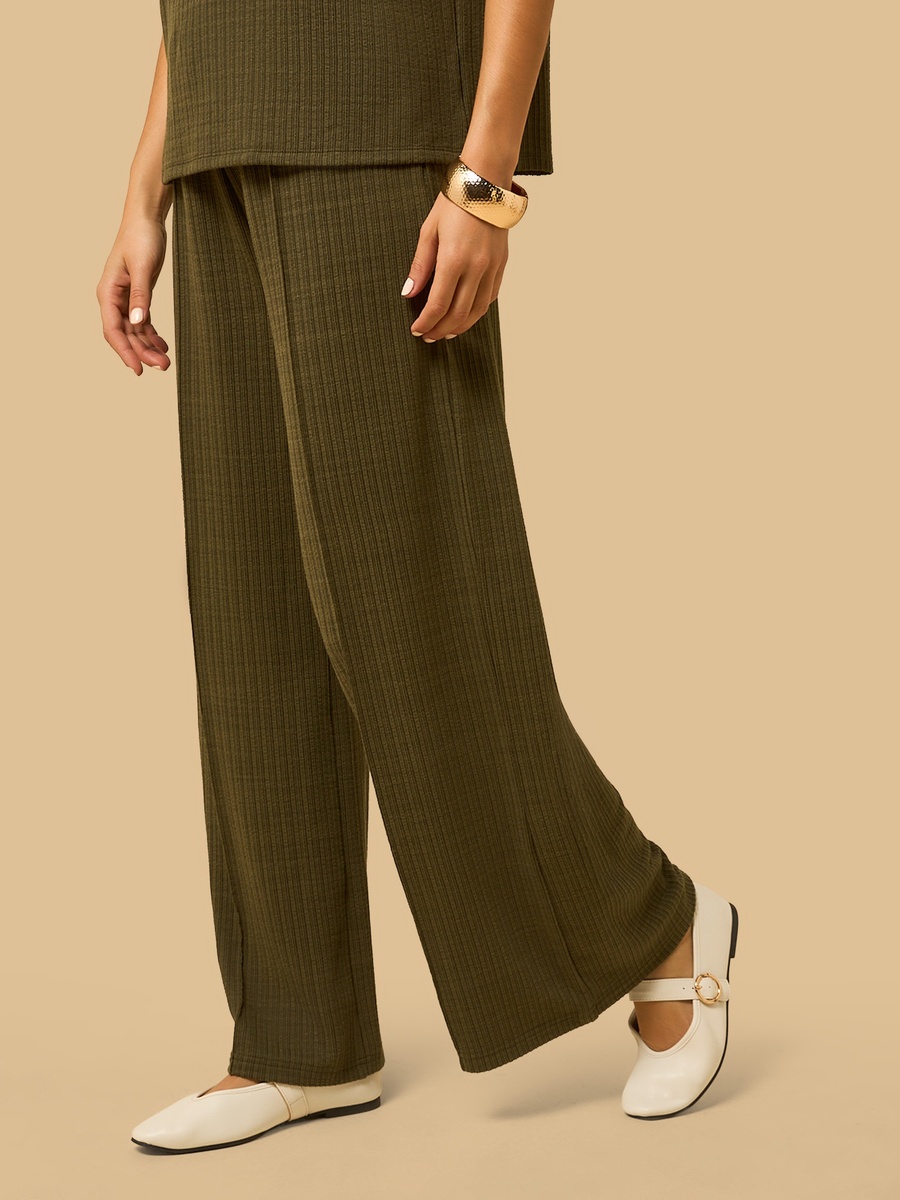 Textured Wide Leg Pants