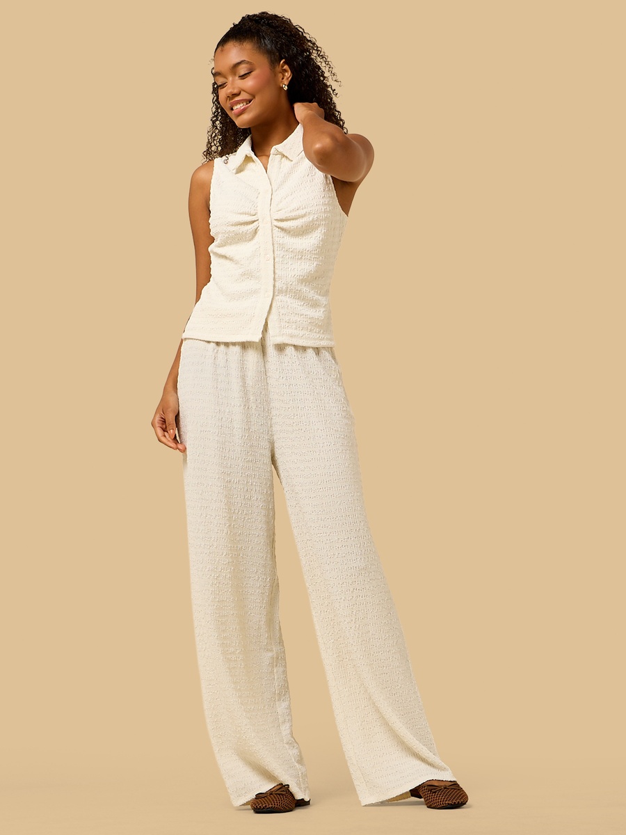 Textured Wide Leg Pants