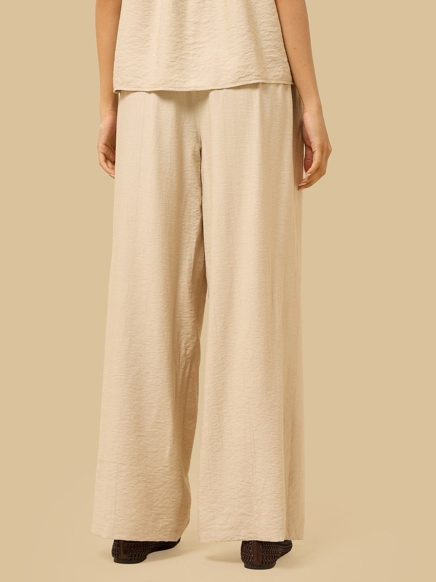 Textured Wide Leg Pants