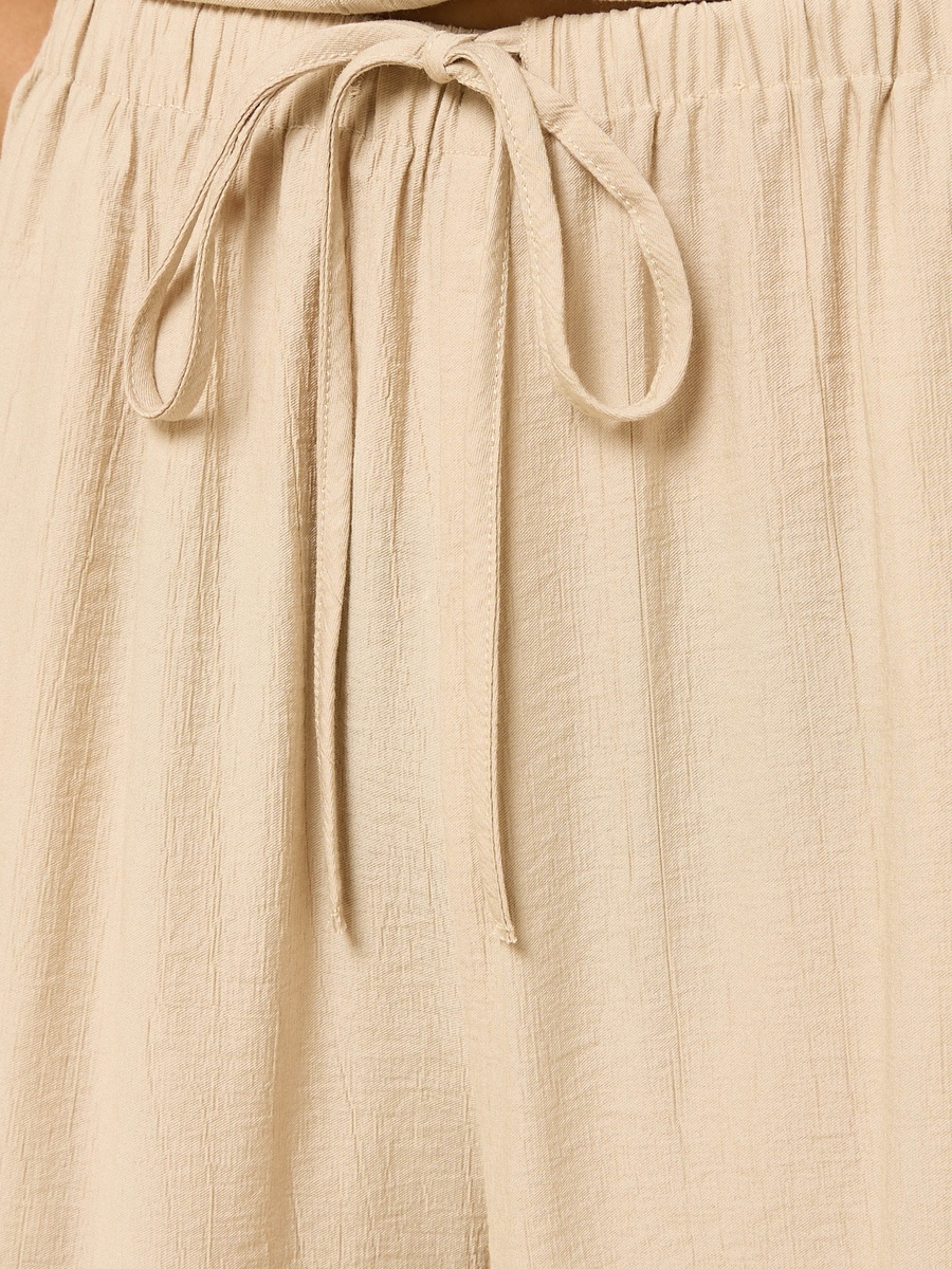 Textured Wide Leg Pants