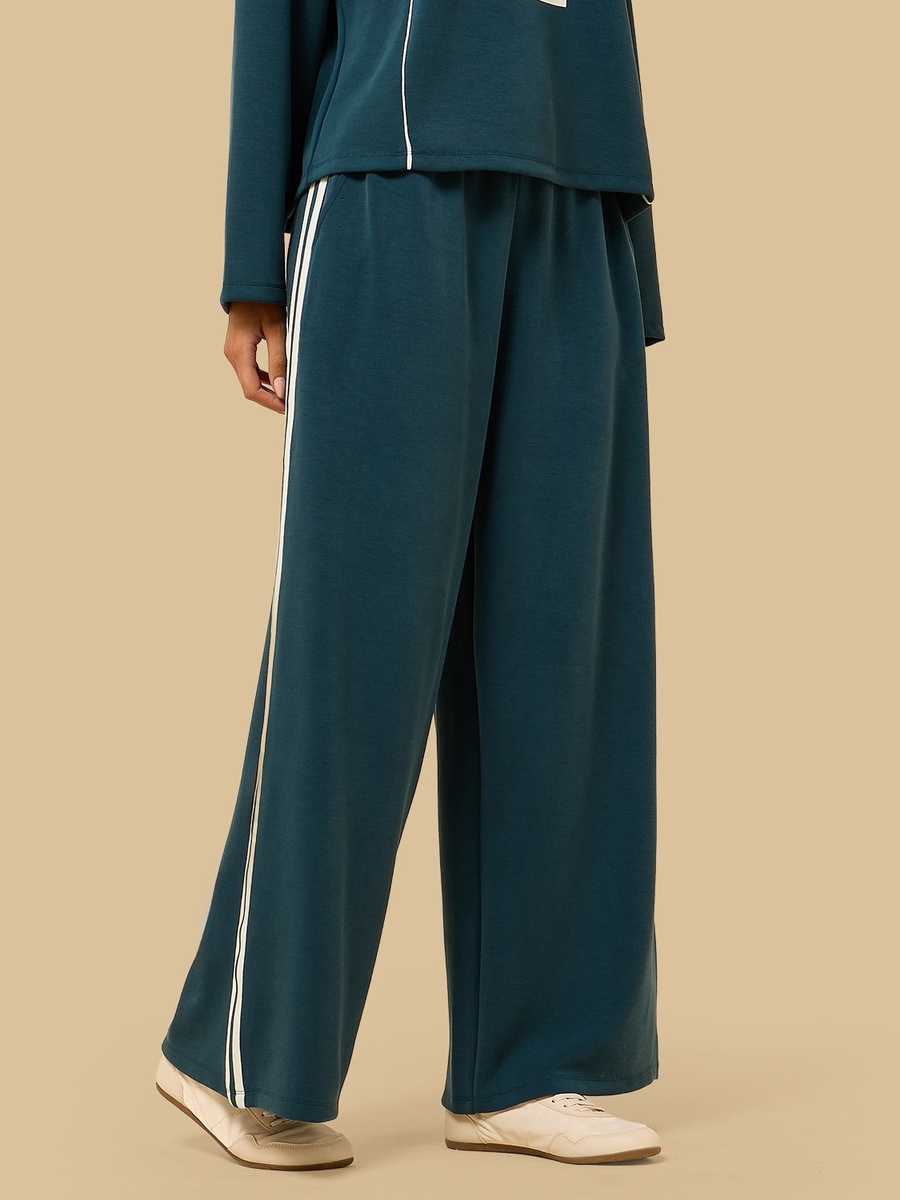 Side Striped Wide Leg Pants