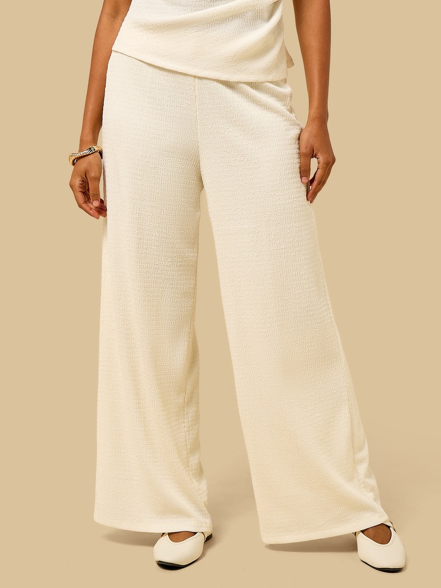 Textured Wide Leg Pants