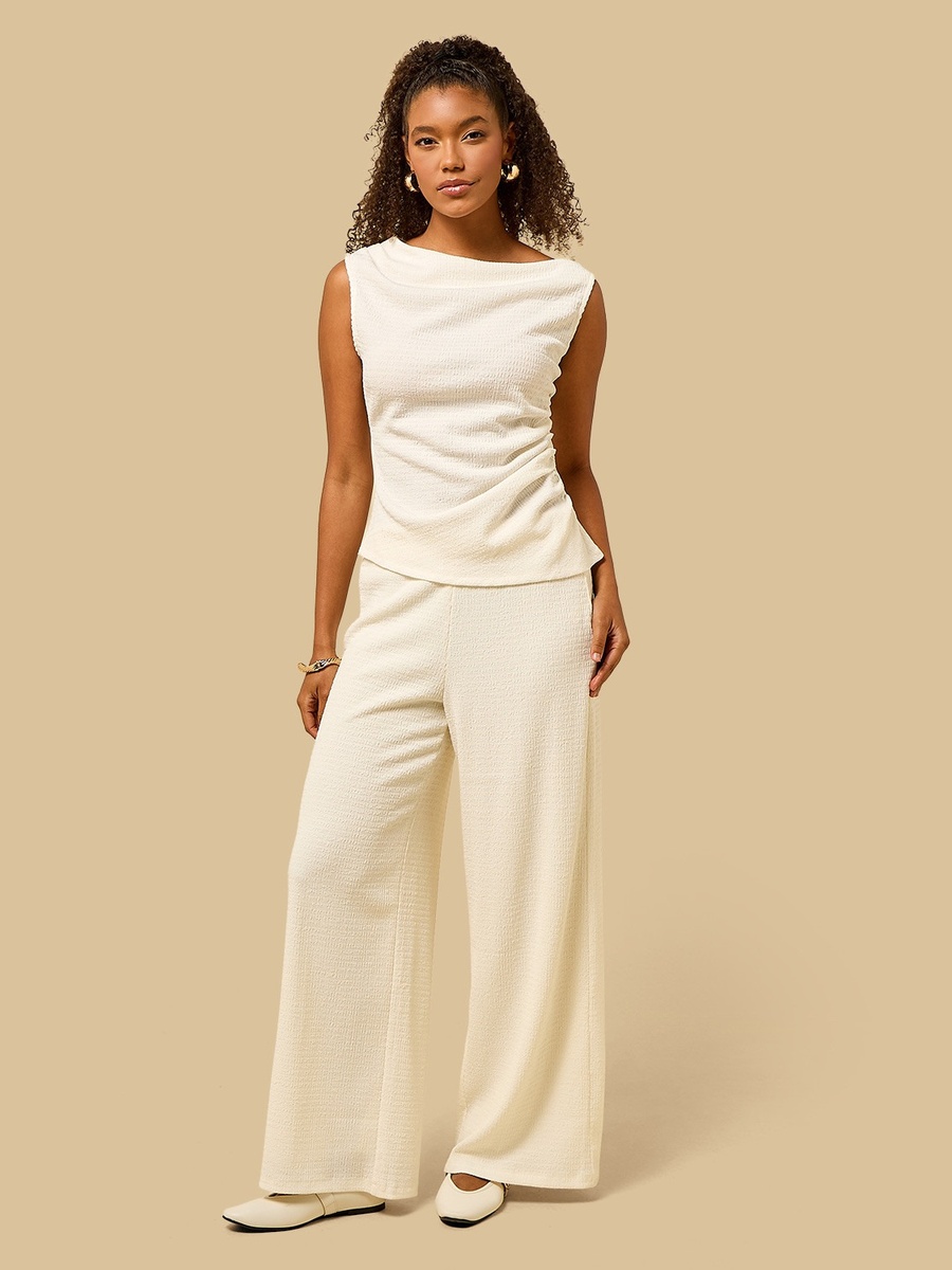 Textured Wide Leg Pants