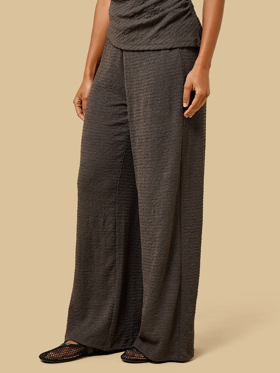 Textured Wide Leg Pants