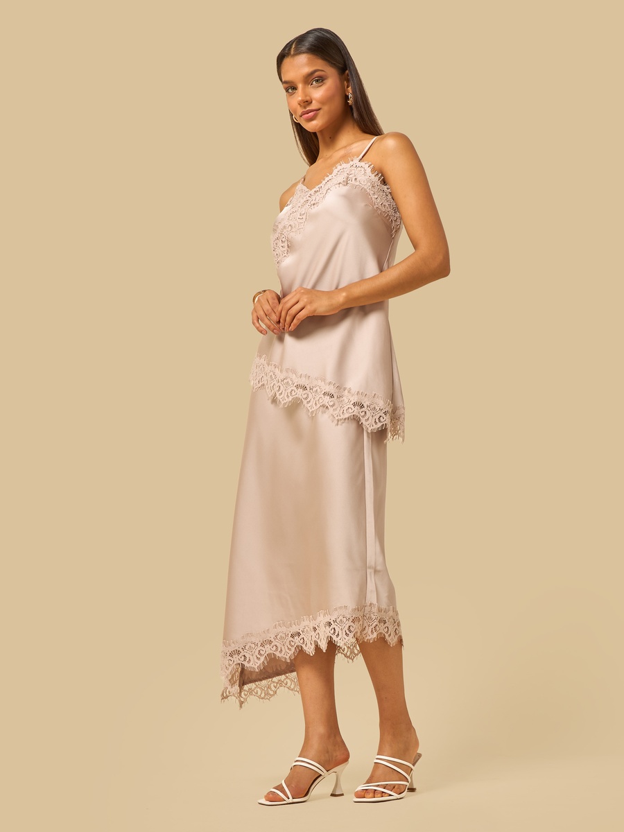 Lace Trim Asymmetric Skirt