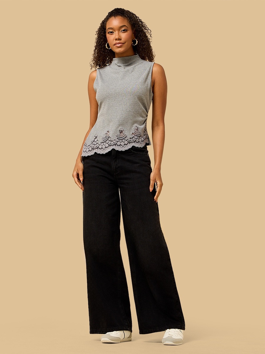 Lace Trim Sleeveless Top