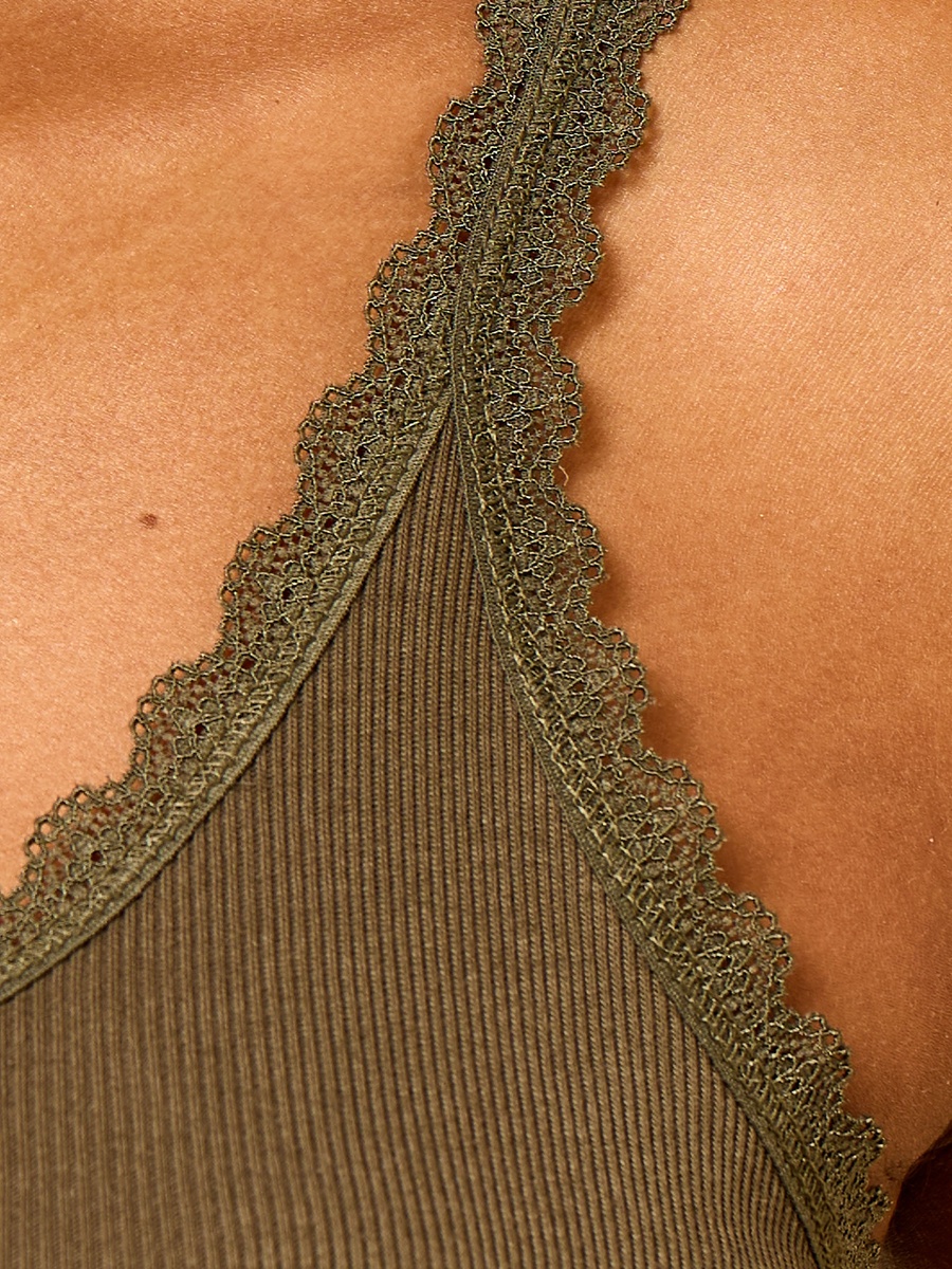 Lace Trim Ribbed Tank Top