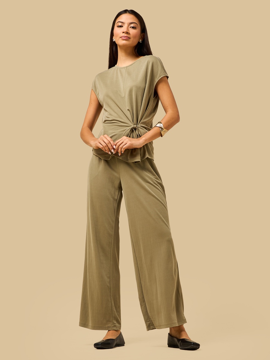 Extended Sleeves Top with Tie-Up