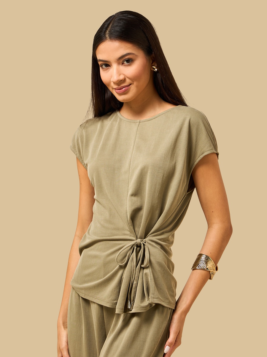 Extended Sleeves Top with Tie-Up