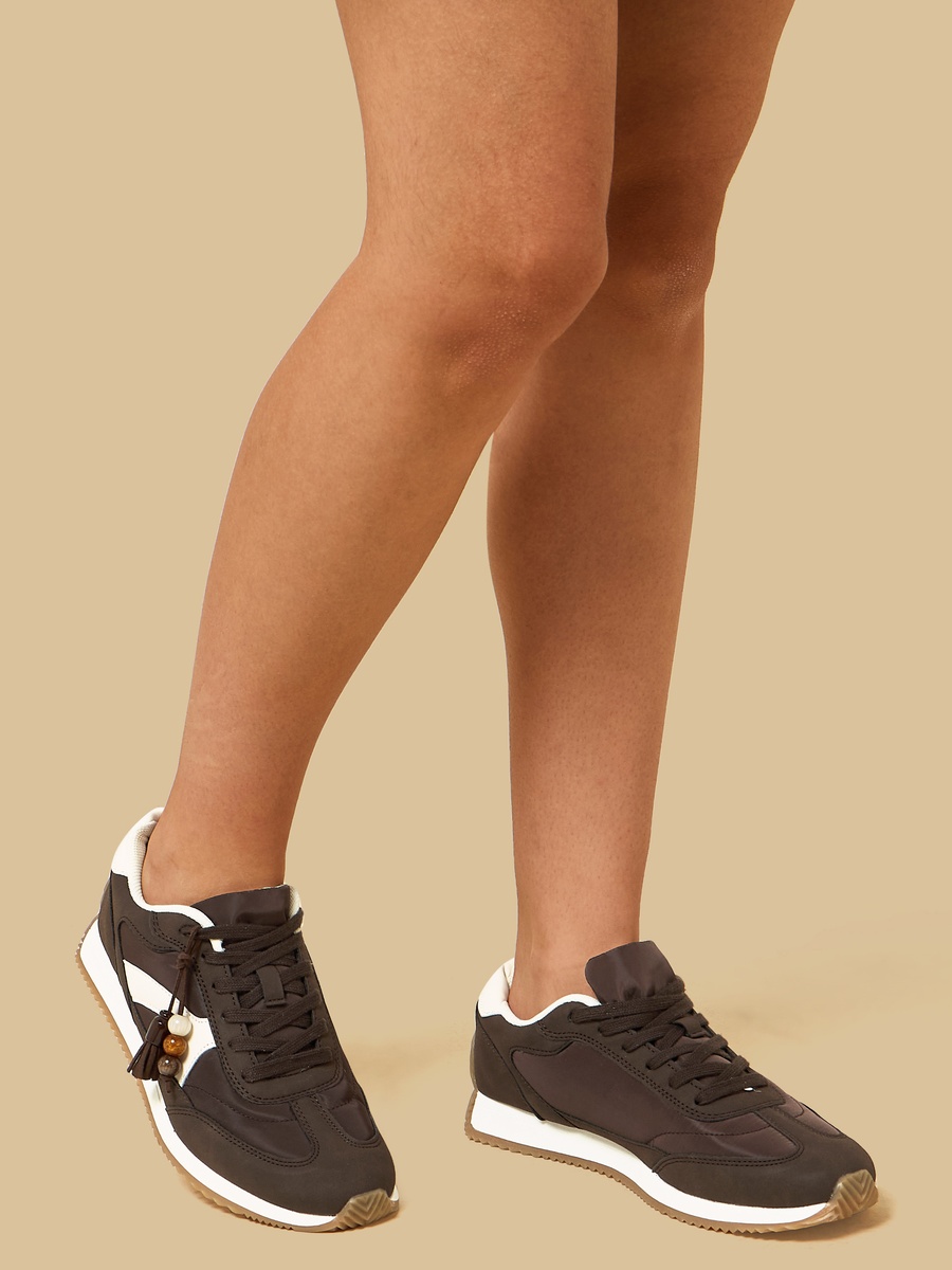 Colourblock Lace-Up Sports Shoes with Rope Accent