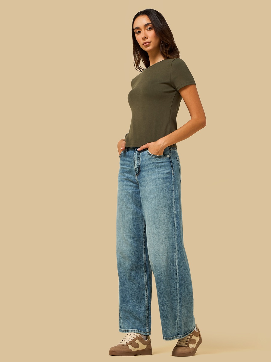 Plain Fitted T-Shirt