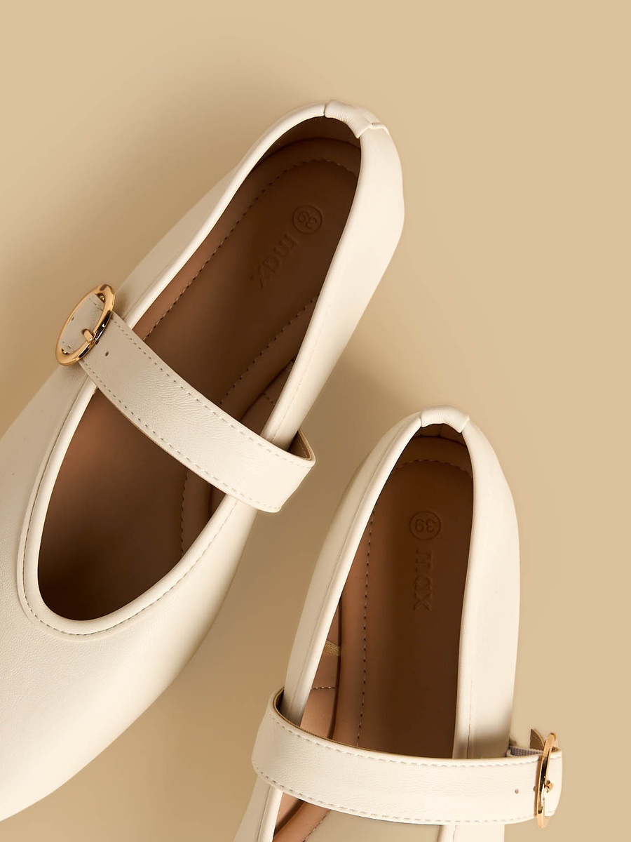 Buckle Closure Mary Jane Shoes