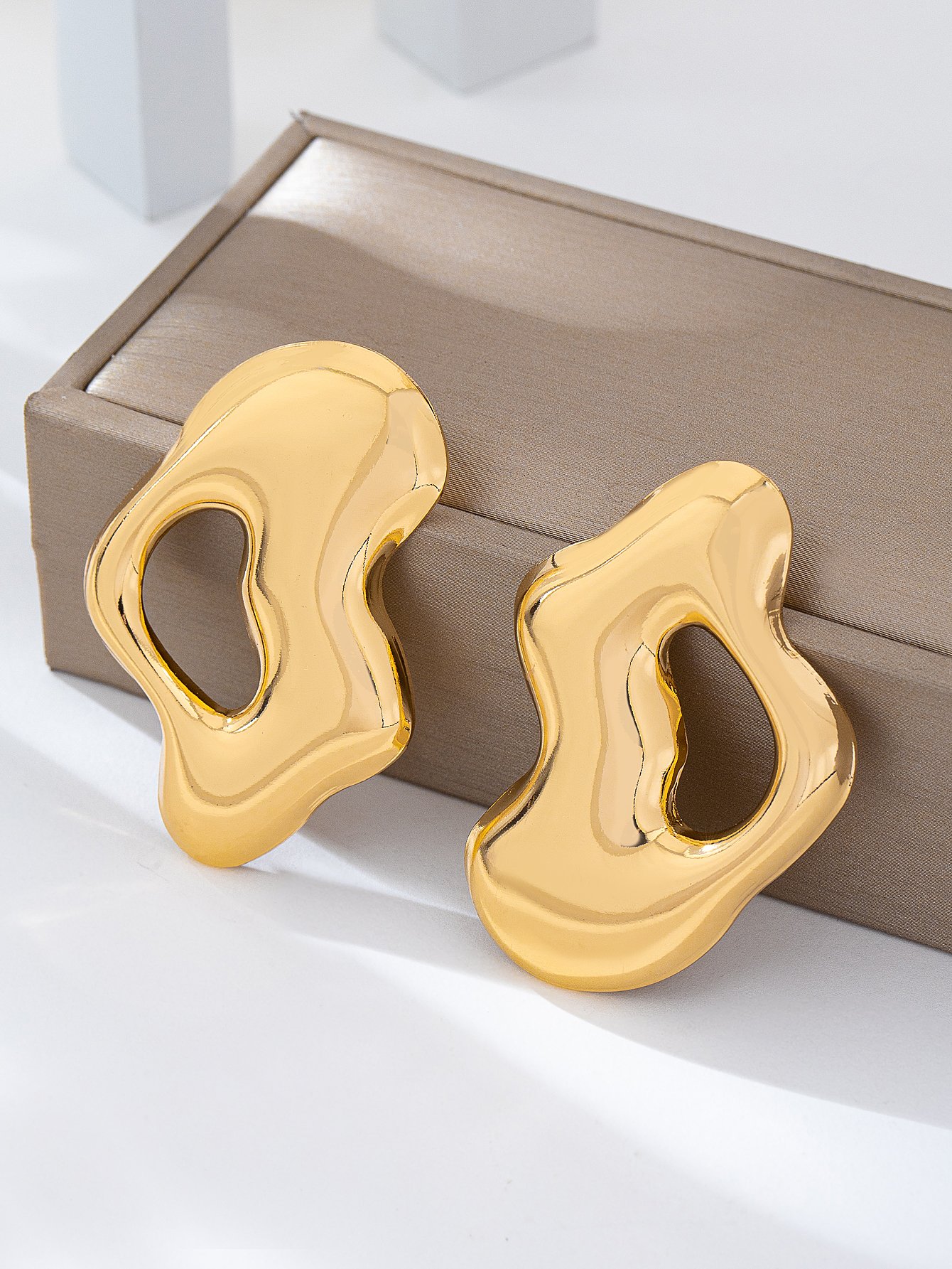  Gold Irregular Stud Earrings for Everyday Elegance