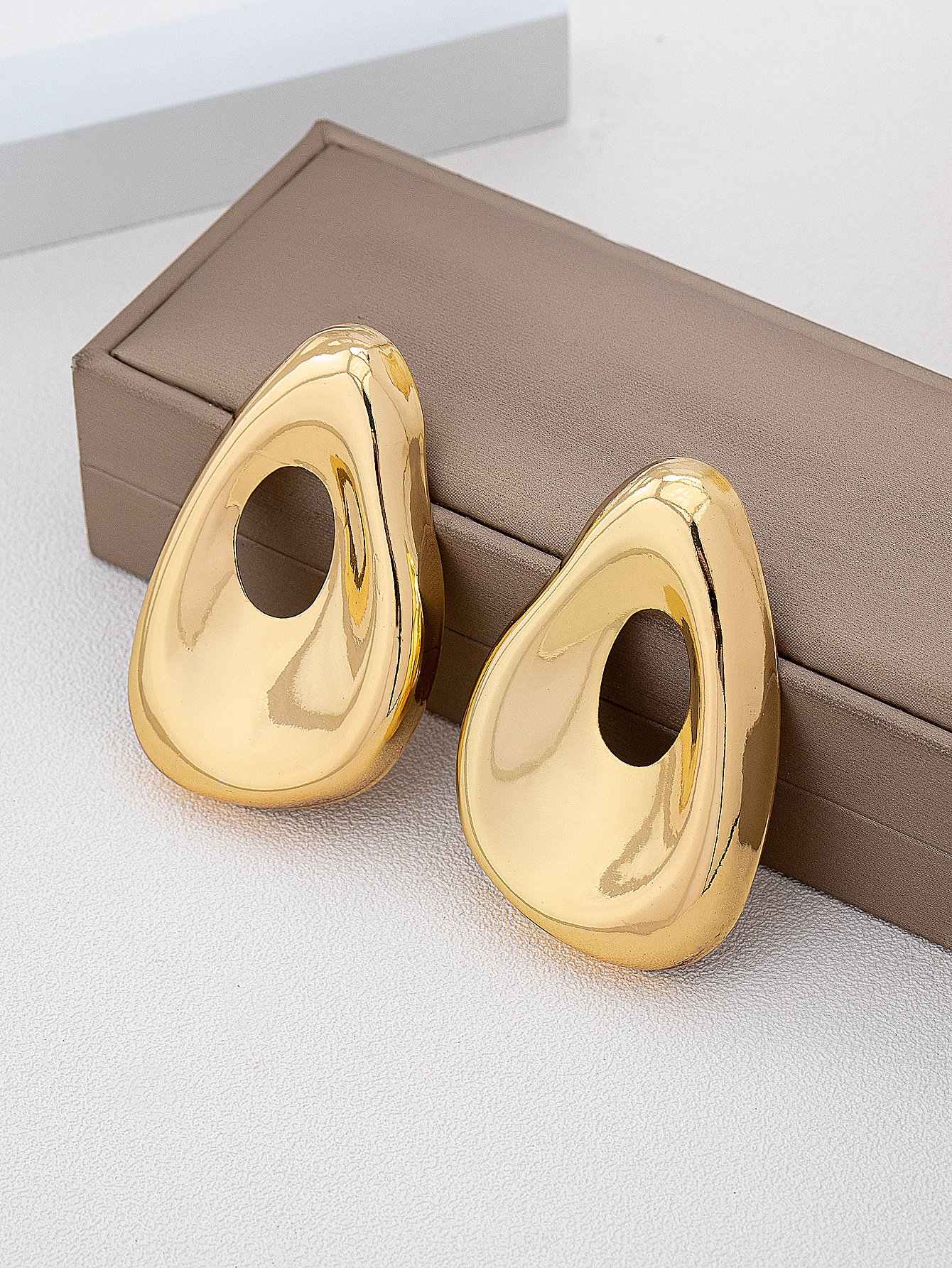 Gold Irregular Geometric Stud Earrings for Women - Casual 