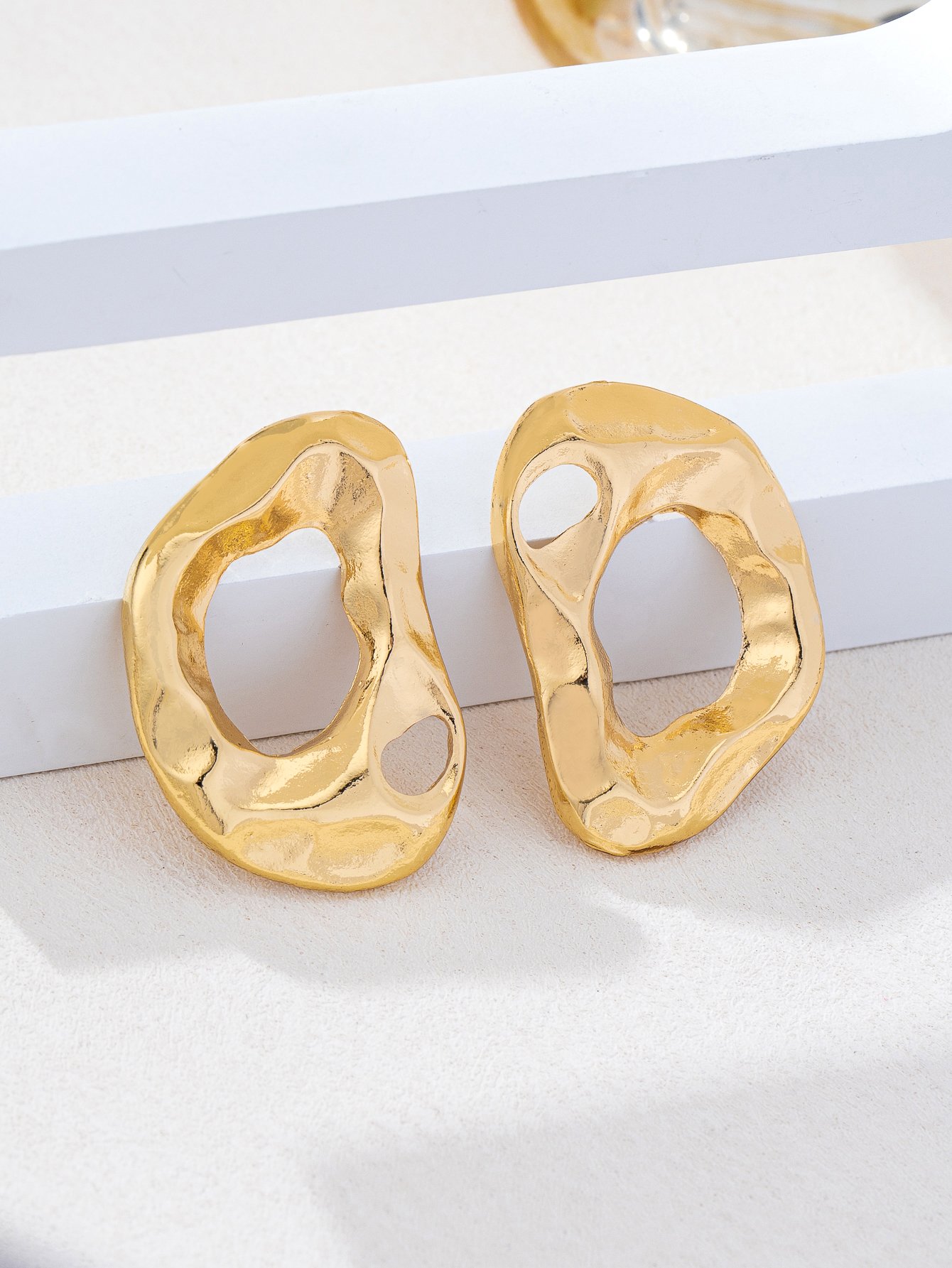 Geometric Irregular Gold Stud Earrings for Women - Casual  Style
