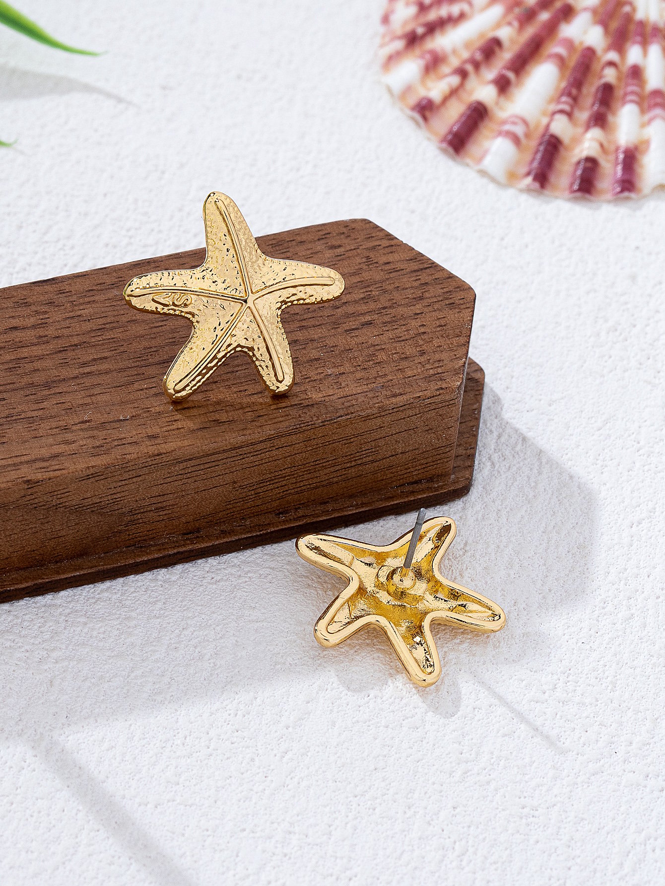 Gold Starfish Stud Earrings for Women - Casual 