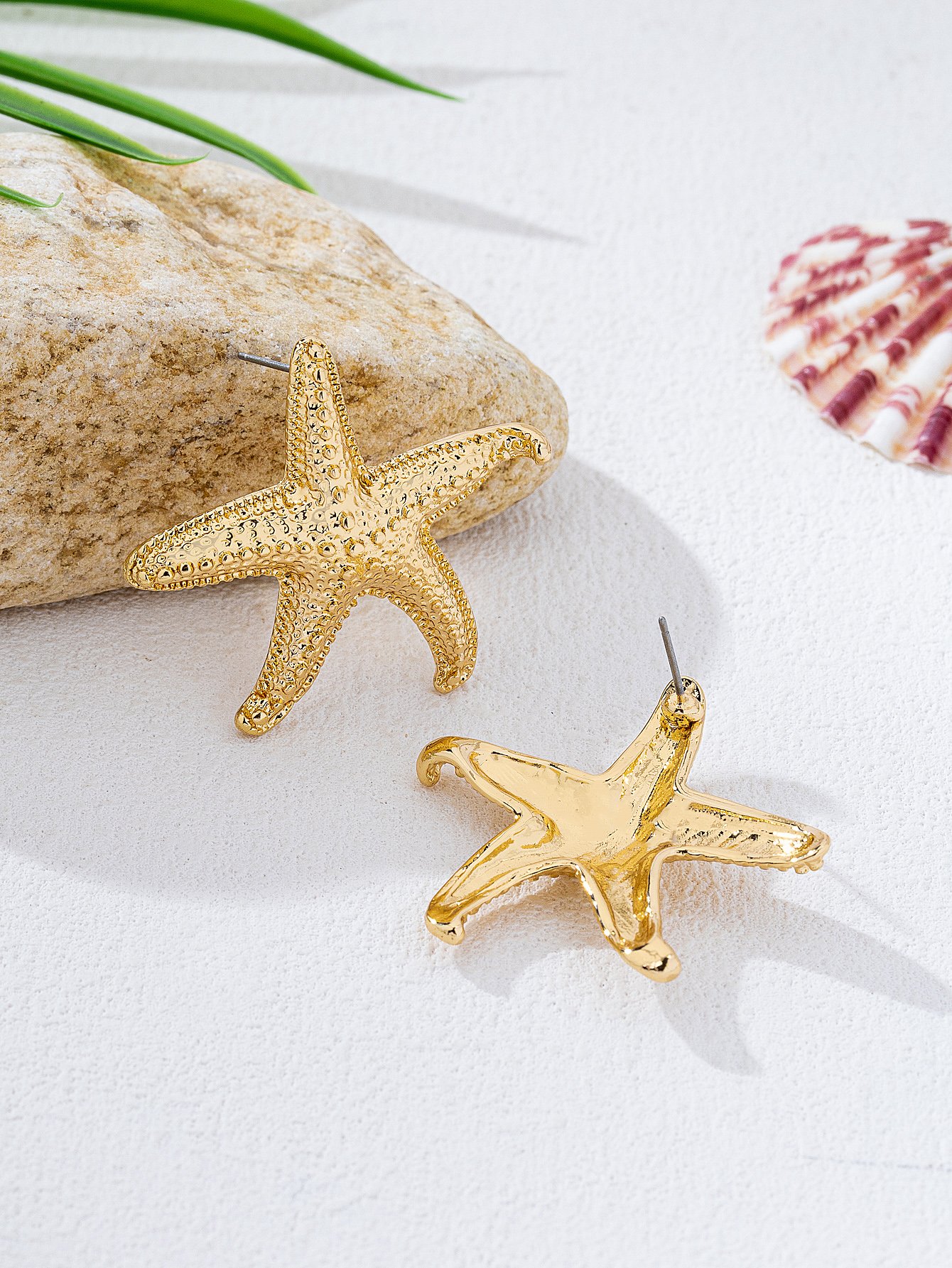 Gold Starfish Stud Earrings for Women - Casual and Trendy
