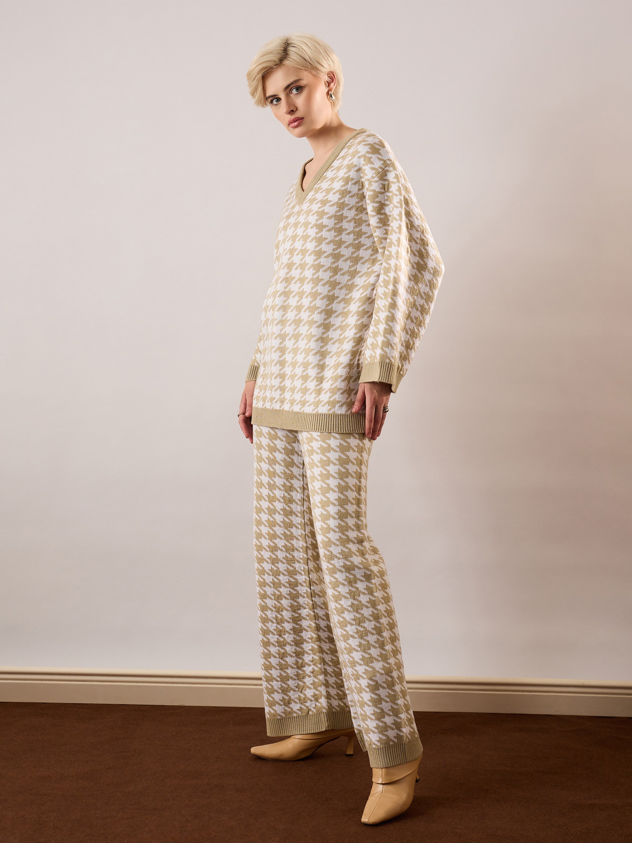 Beige Houndstooth Knit V-Neck Sweater and Wide-Leg Pants Set