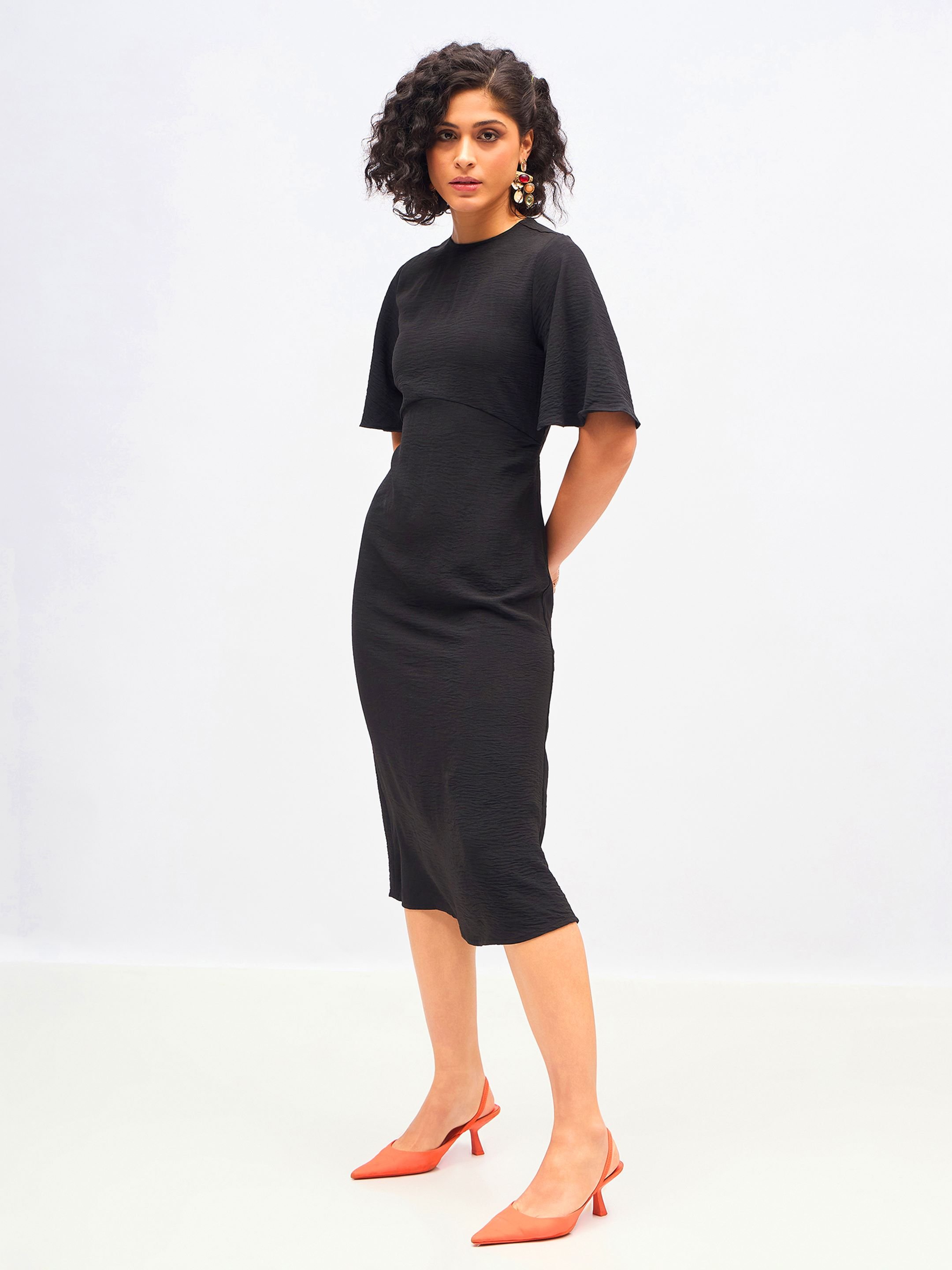 Black A-Line Midi Dress with Short Sleeves