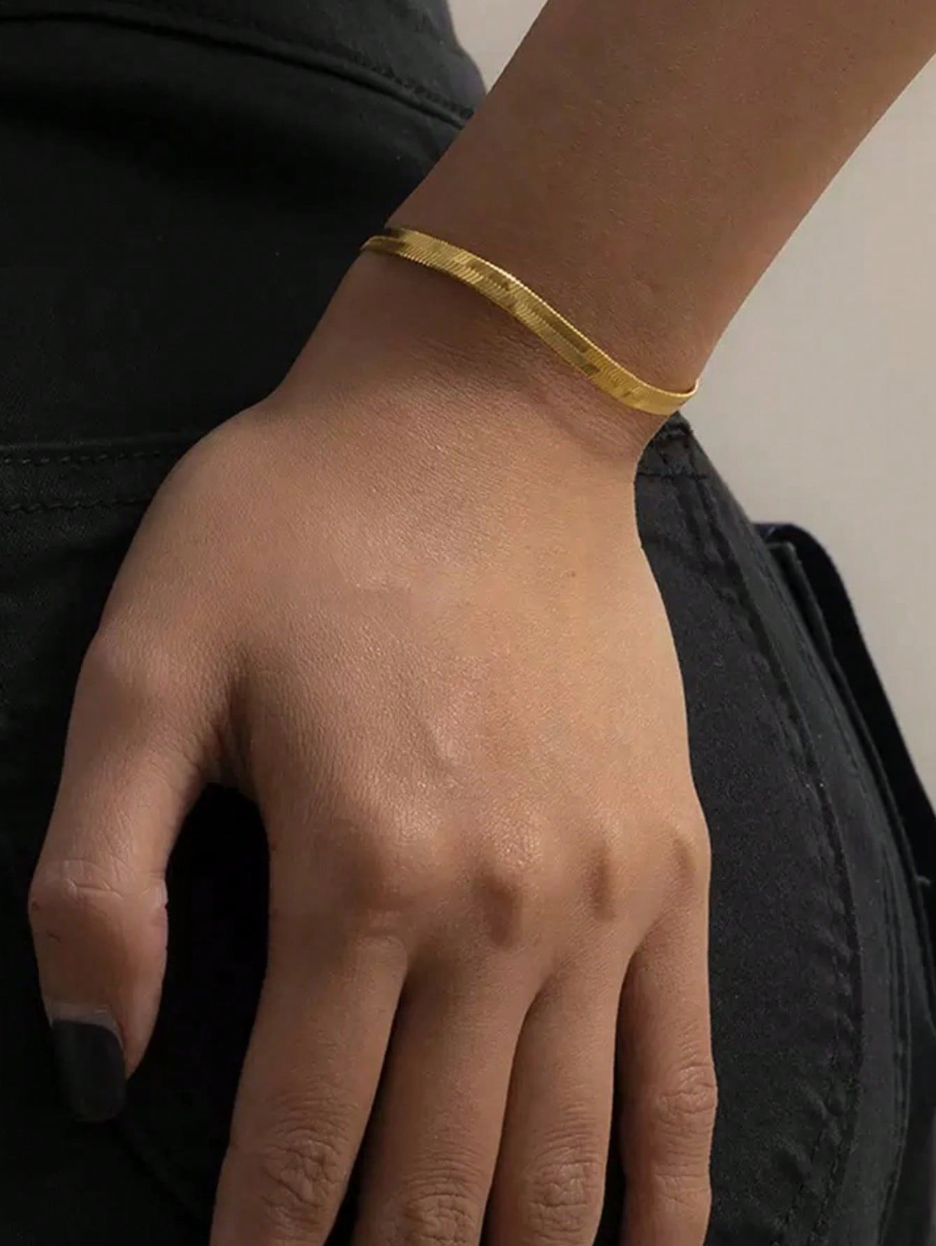 Gold Link Bracelet - Simple Everyday Style.