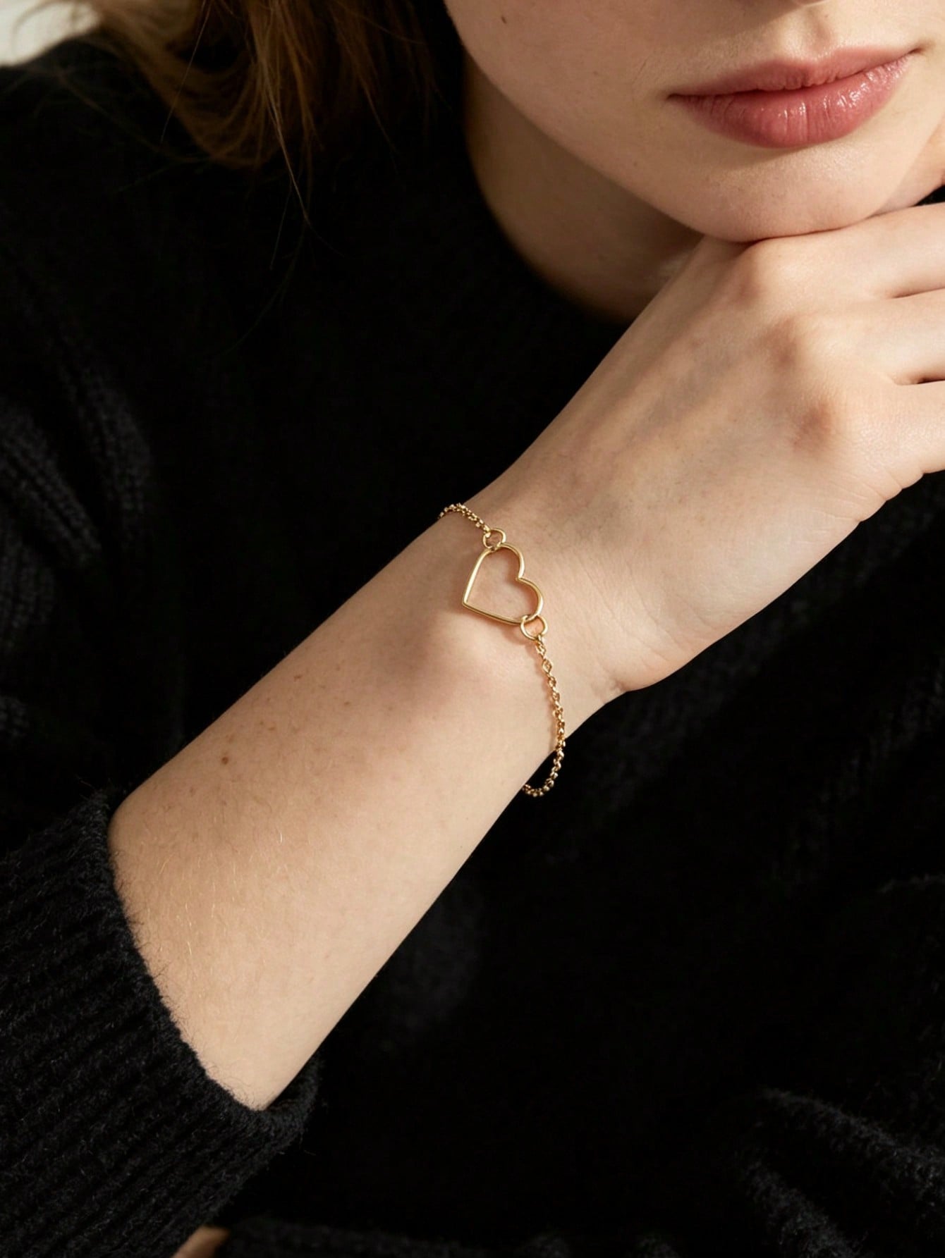 Gold Heart Link Bracelet for Women - Everyday Jewelry.