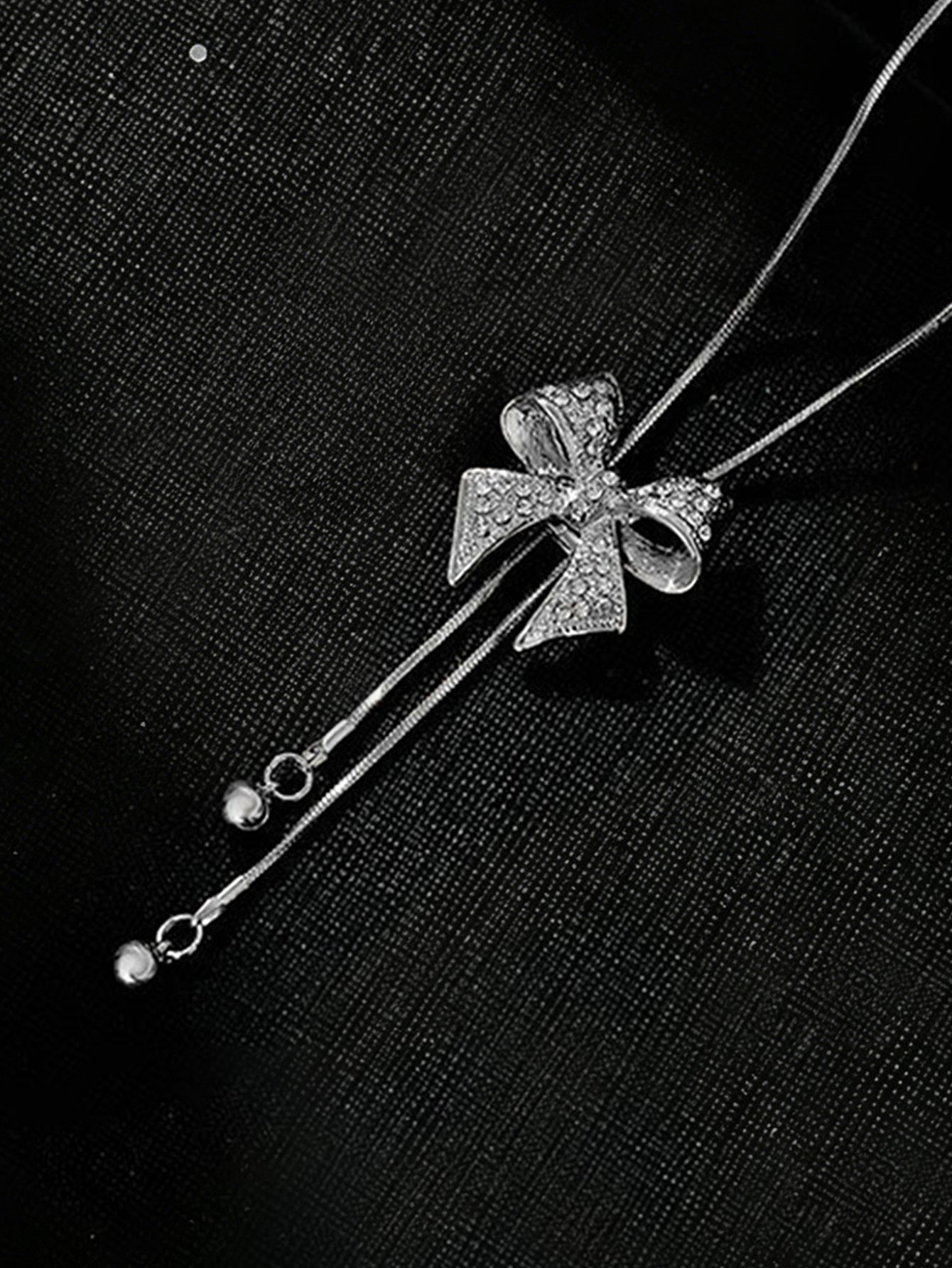 Silver Bow Pendant Necklace