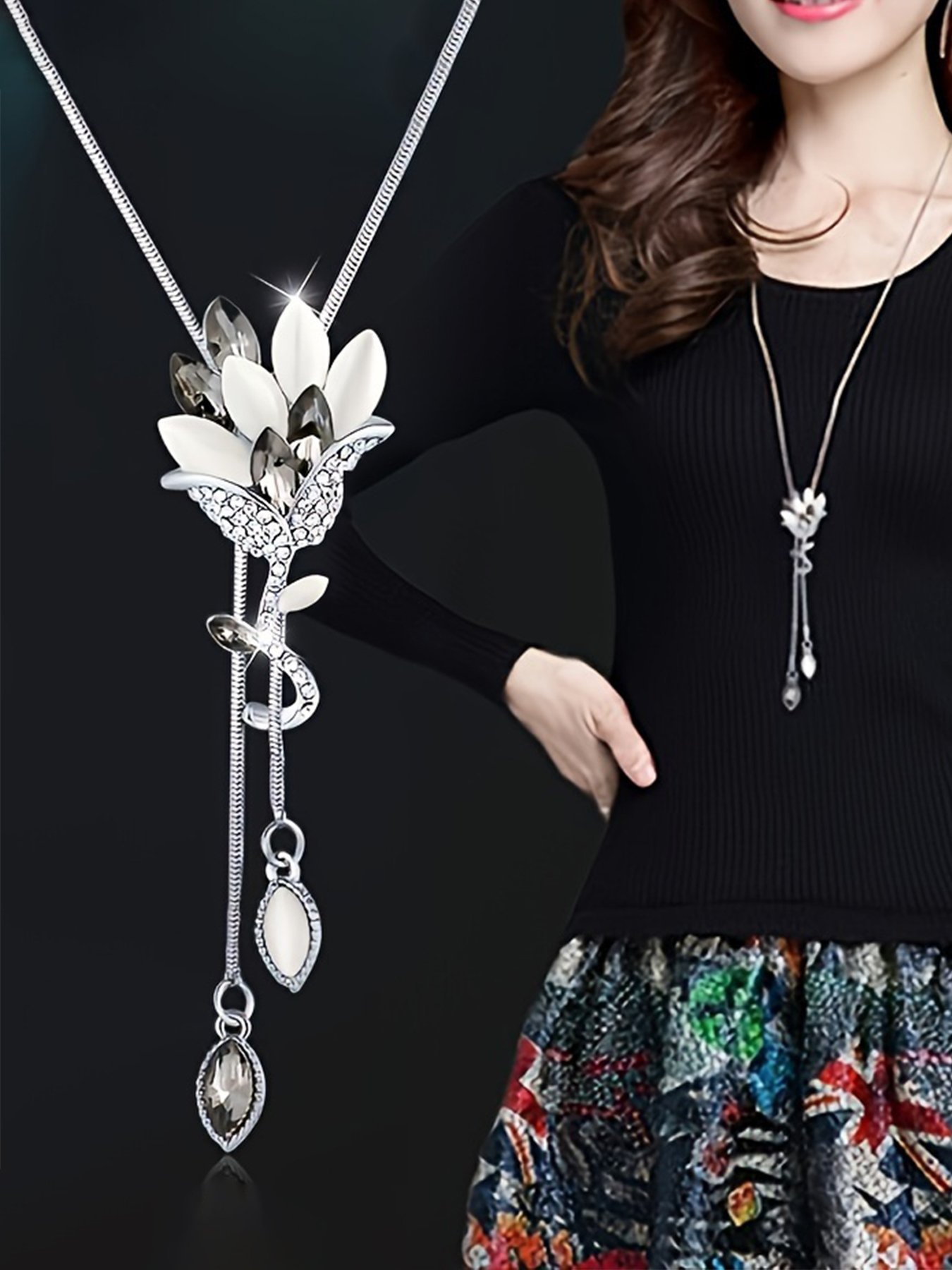Silver Flower Pendant Necklace
