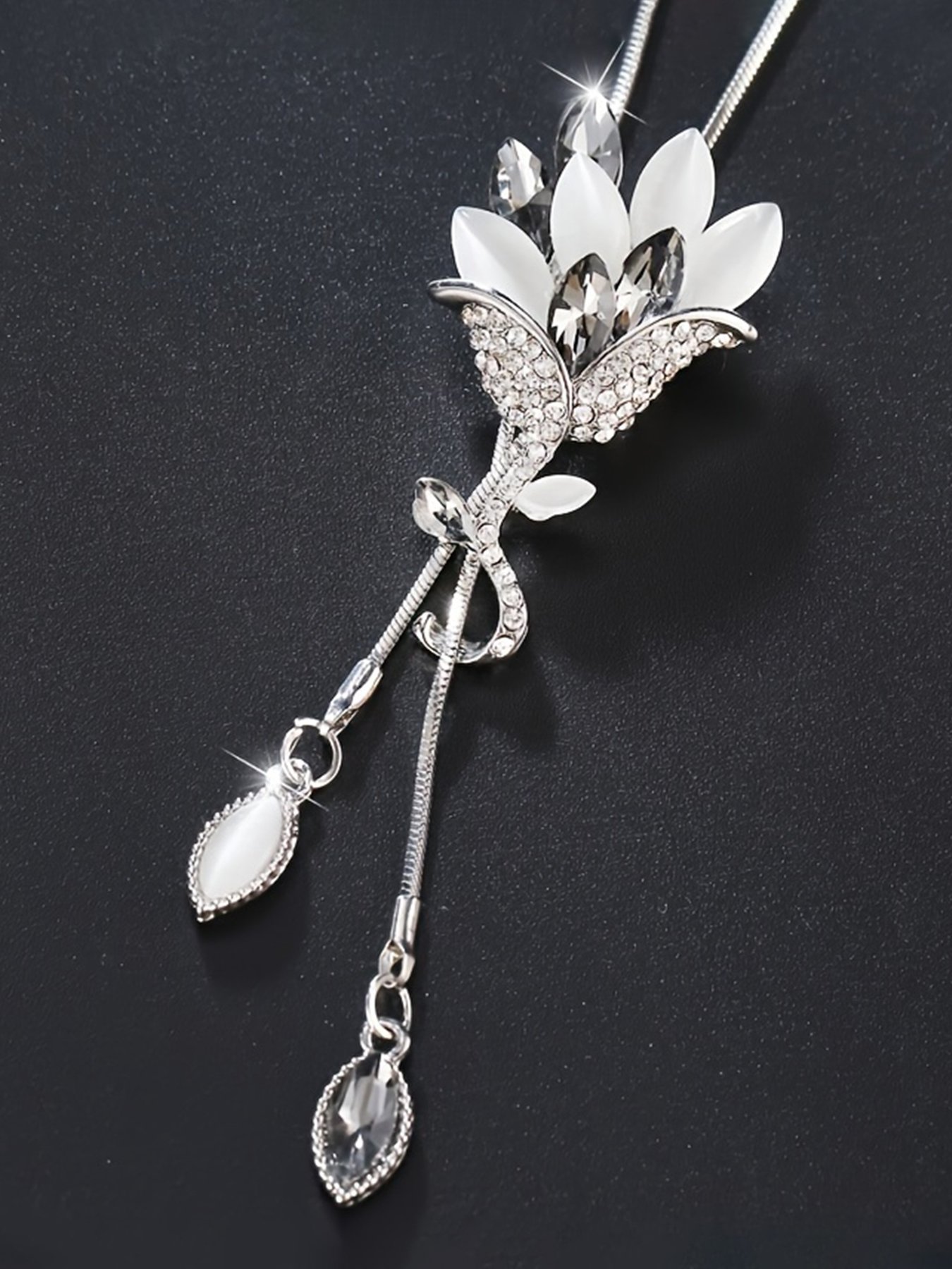 Silver Flower Pendant Necklace