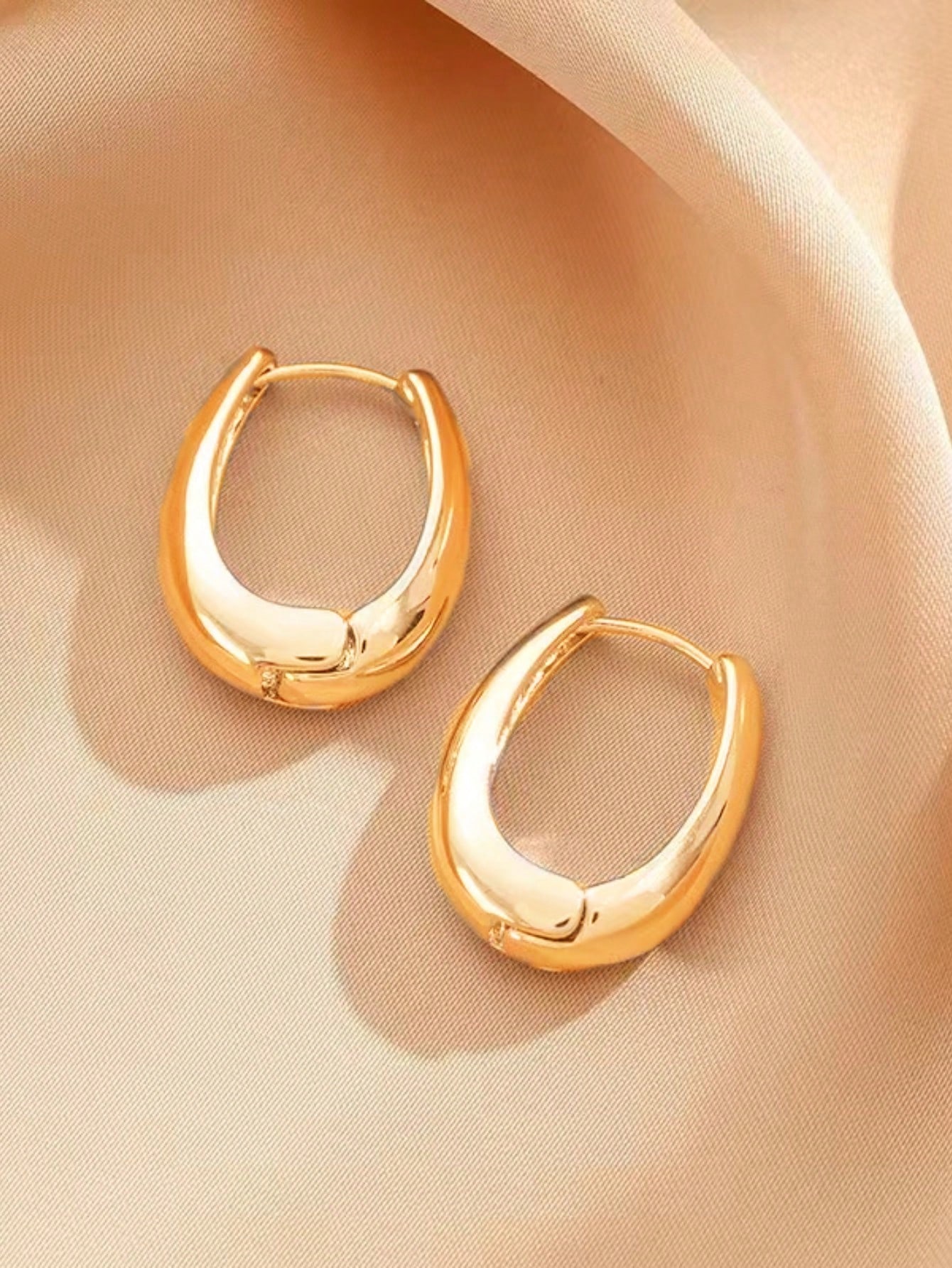 Gold U-Shaped Hoop Earrings for Everyday