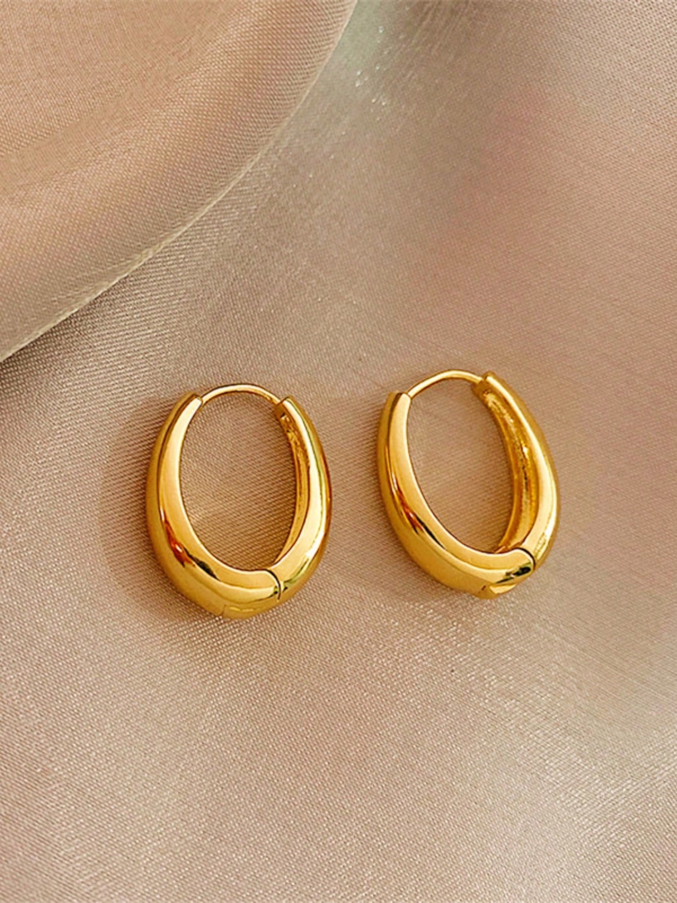 Gold U-Shaped Hoop Earrings for Everyday