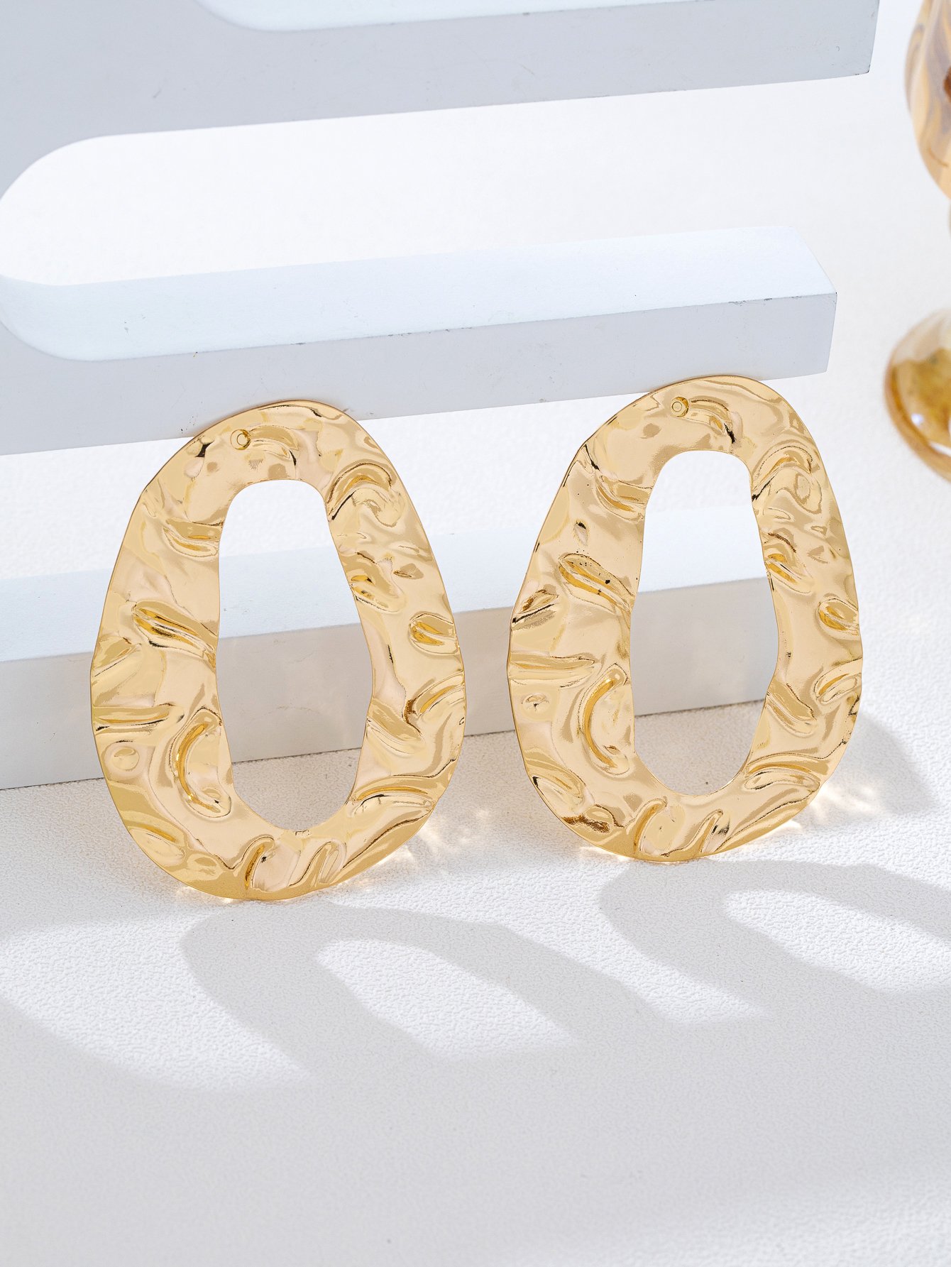  Gold Irregular Geometric Earrings for Casual Wear