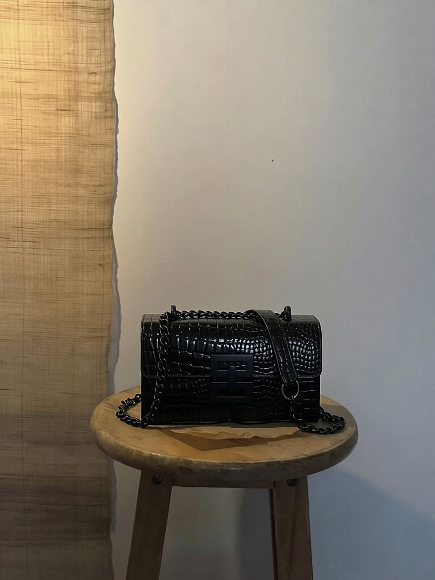 Black Texture Shoulder Bag with Magnetic