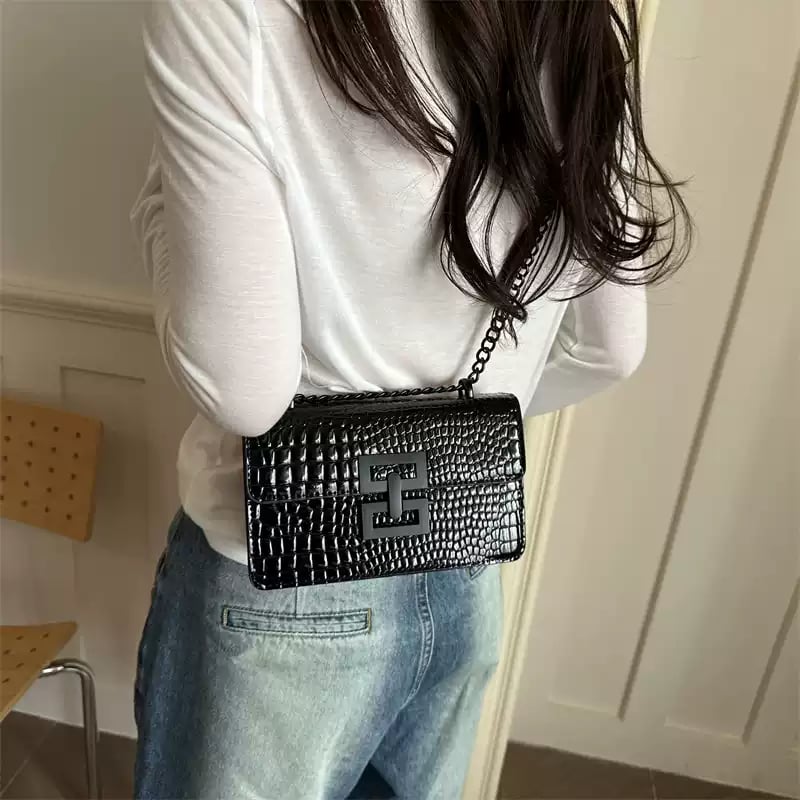 Black Texture Shoulder Bag with Magnetic
