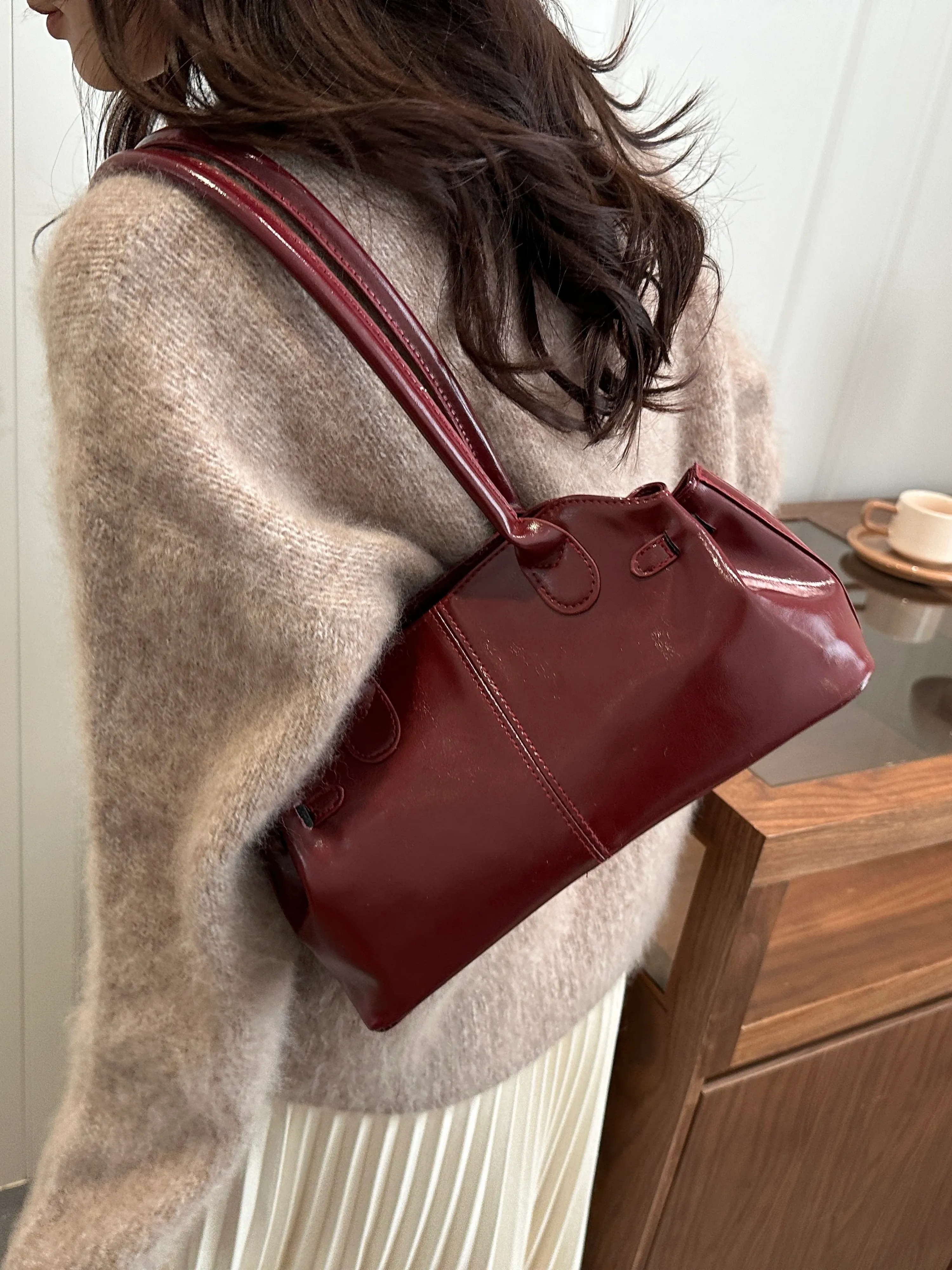 Red Solid Shoulder Bag with Zip
