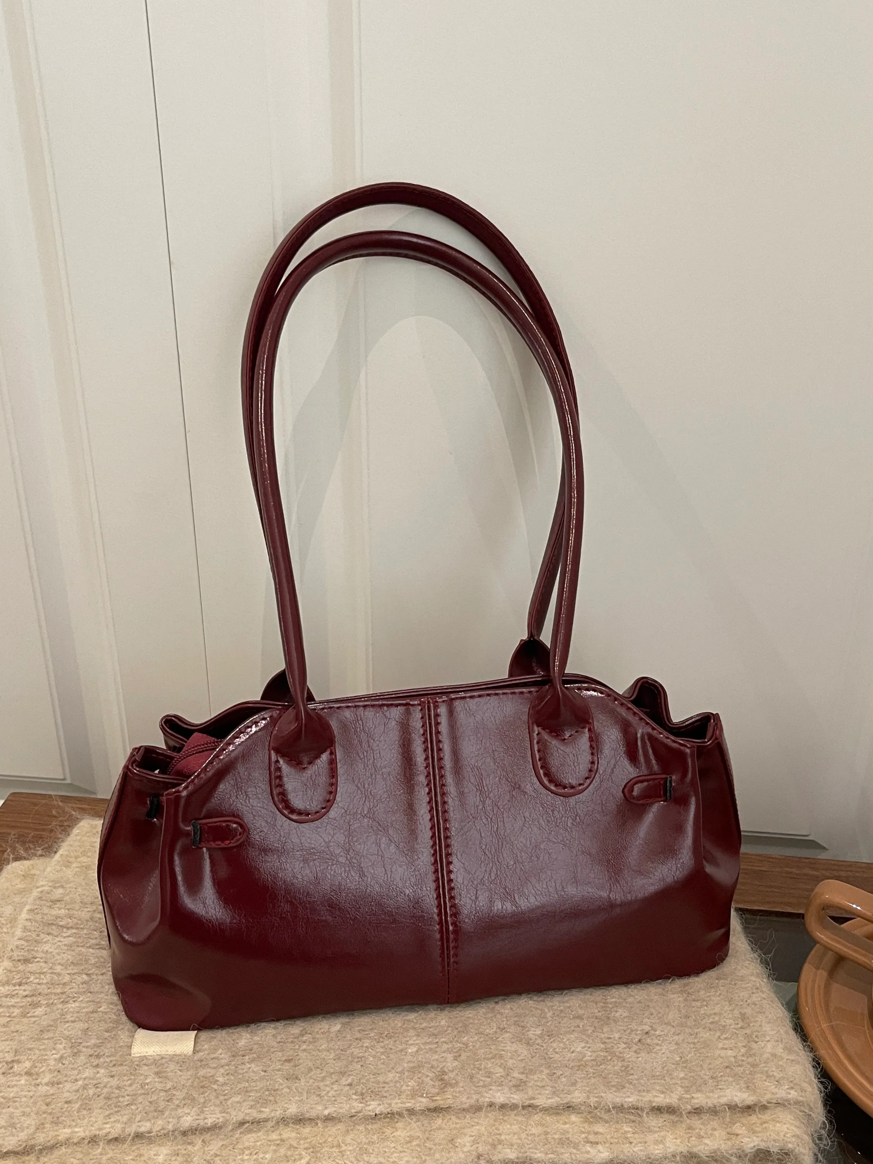 Red Solid Shoulder Bag with Zip