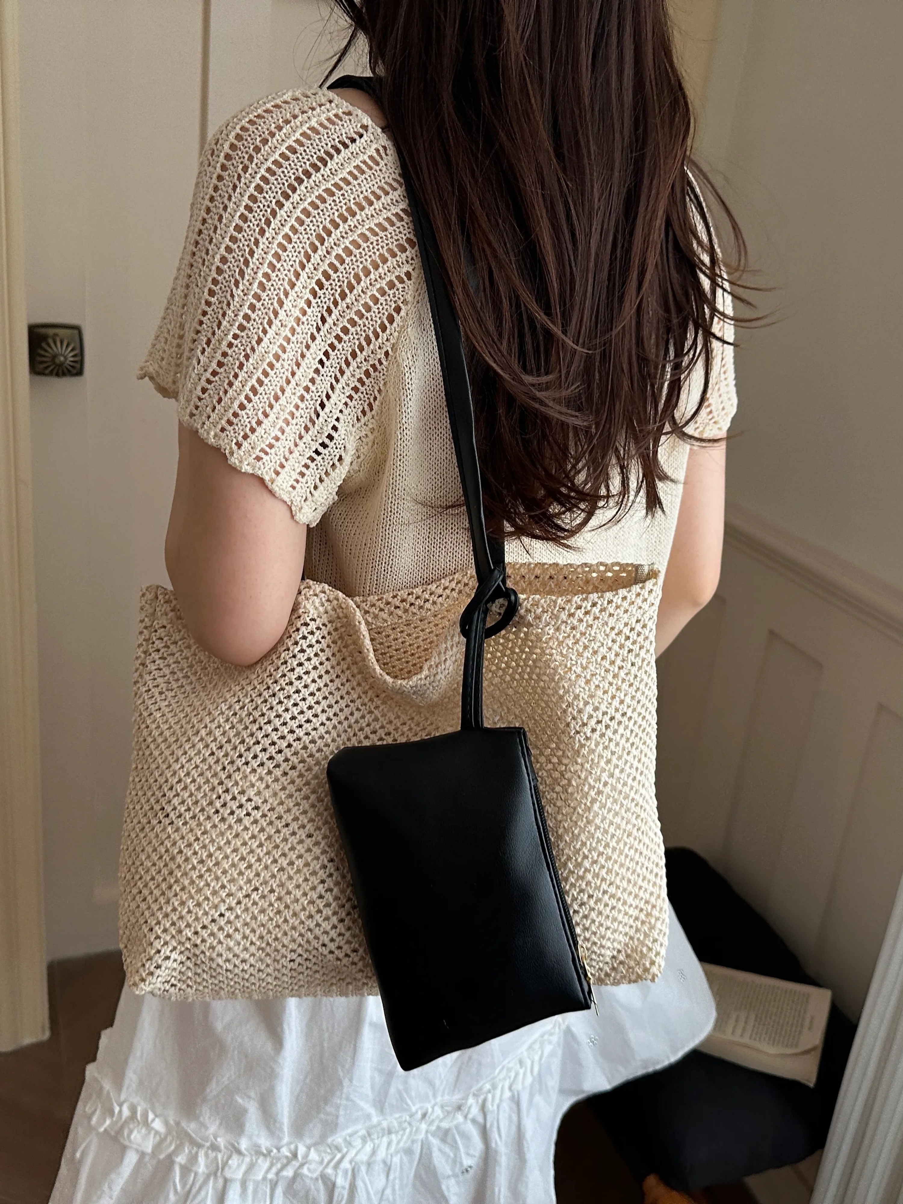 White Texture Shoulder Bag 