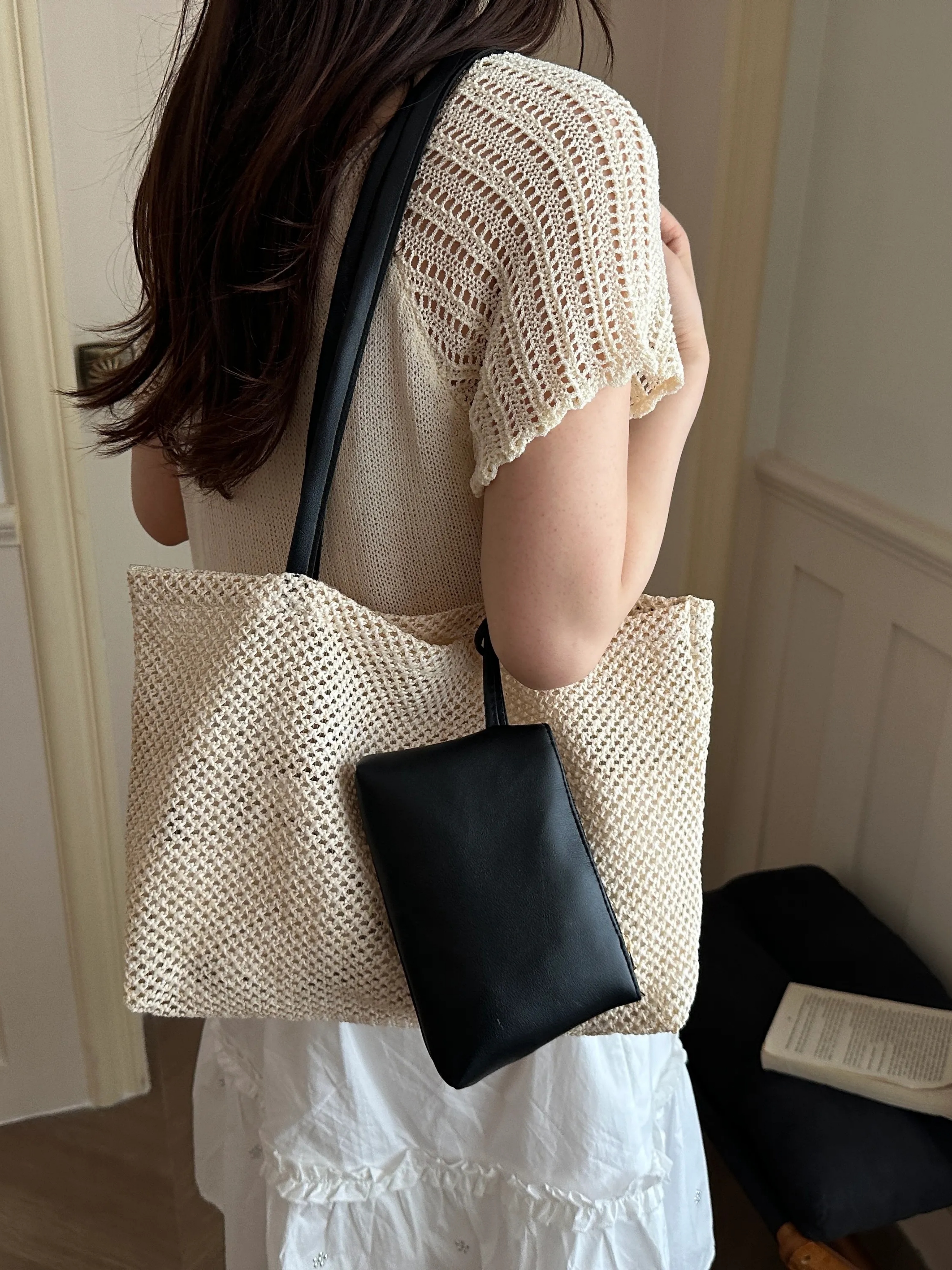 White Texture Shoulder Bag 