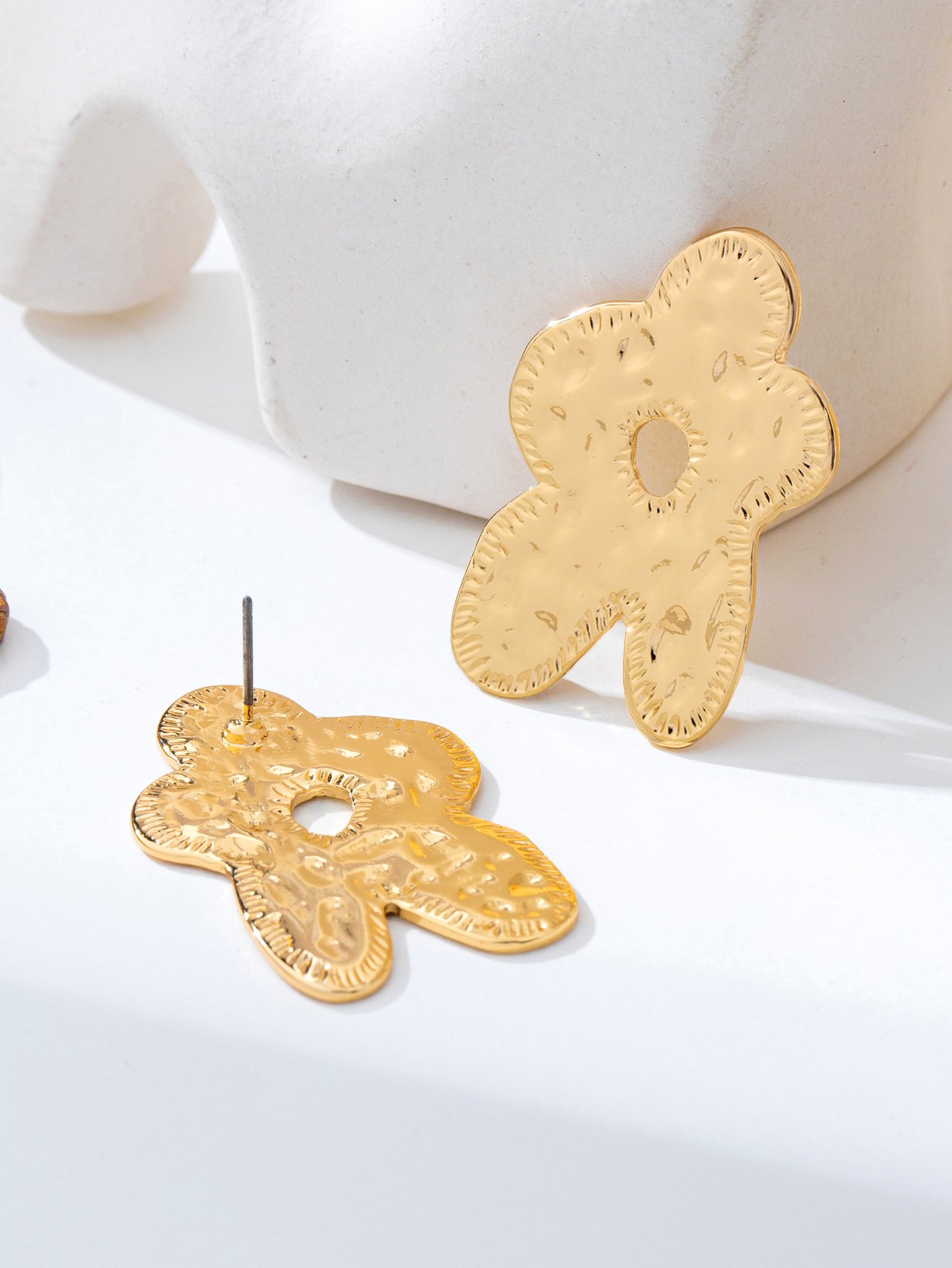 Gold Hammered Flower Stud Earrings for Women - Casual  Style