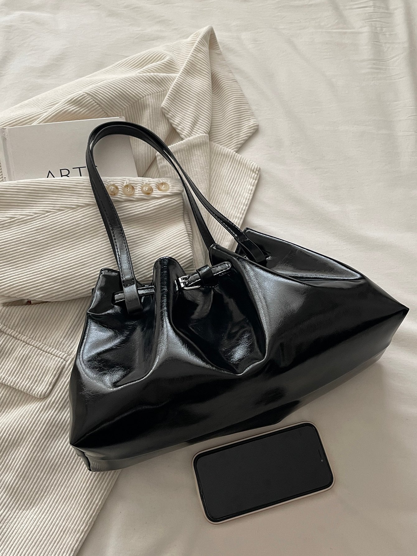 Black Solid Shoulder Bag 