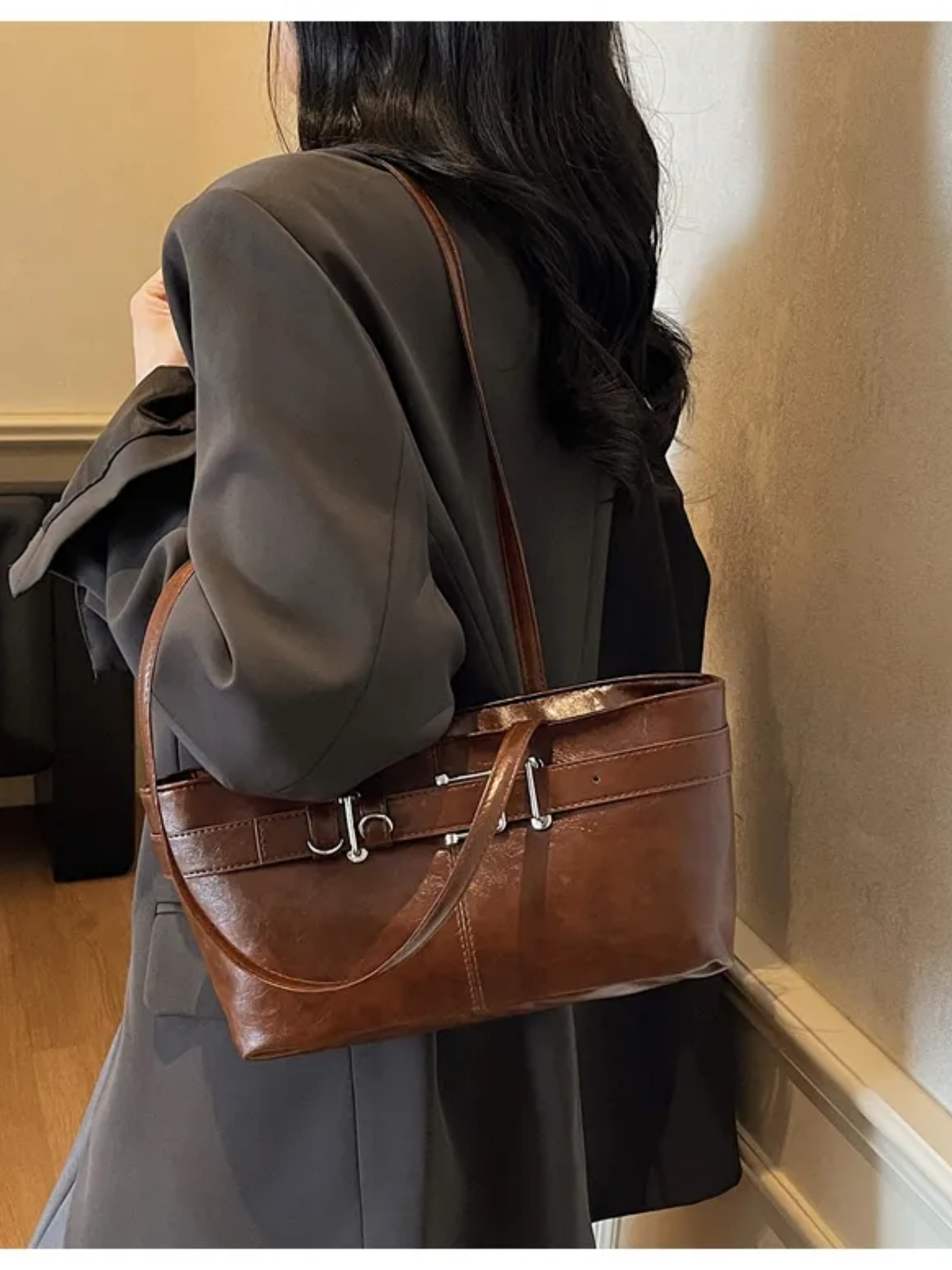Coffee Brown Solid Shoulder Bag with Zip