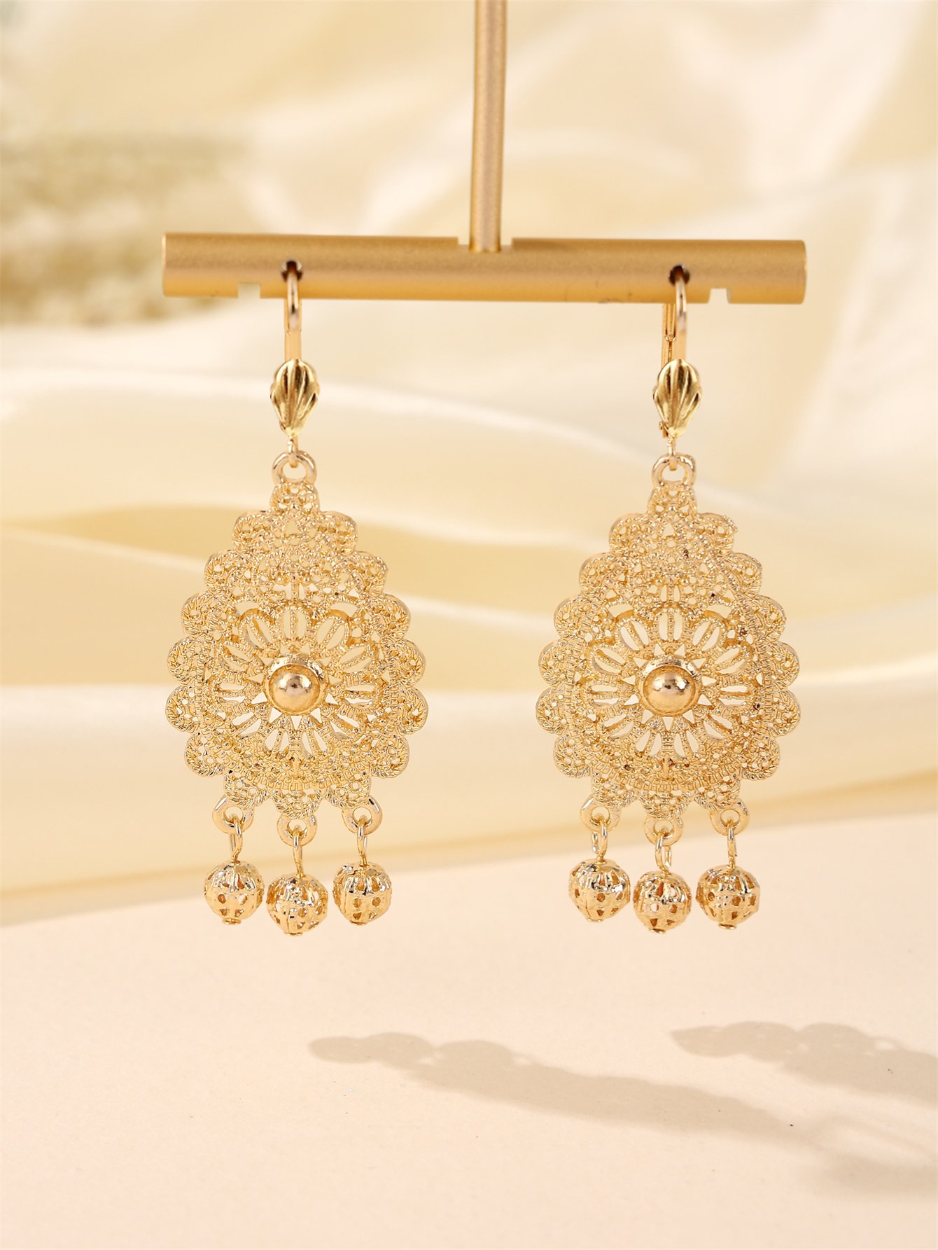 Gold Filigree Drop Earrings - Perfect for GCC Parties and Celebrations
