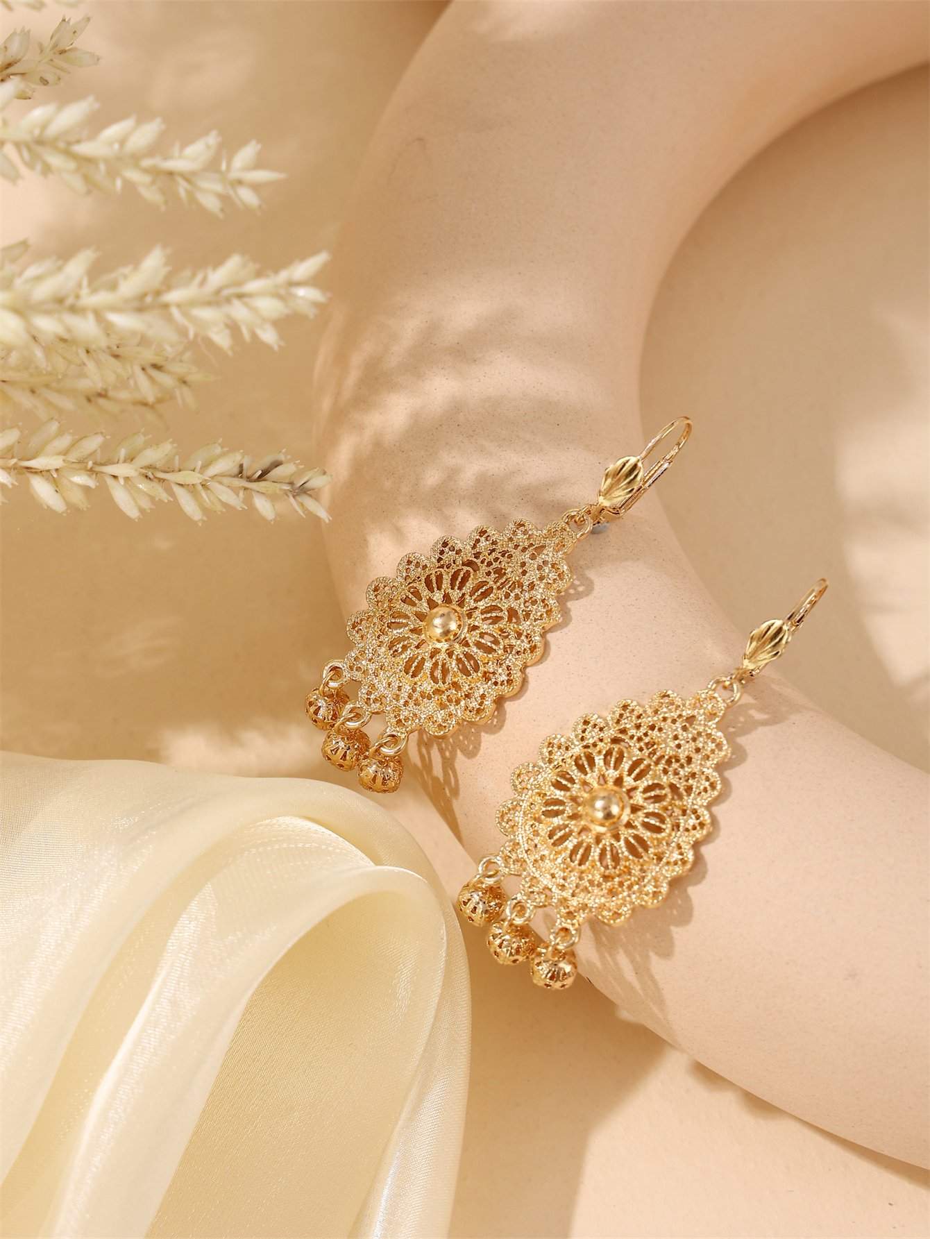 Gold Filigree Drop Earrings - Perfect for GCC Parties and Celebrations