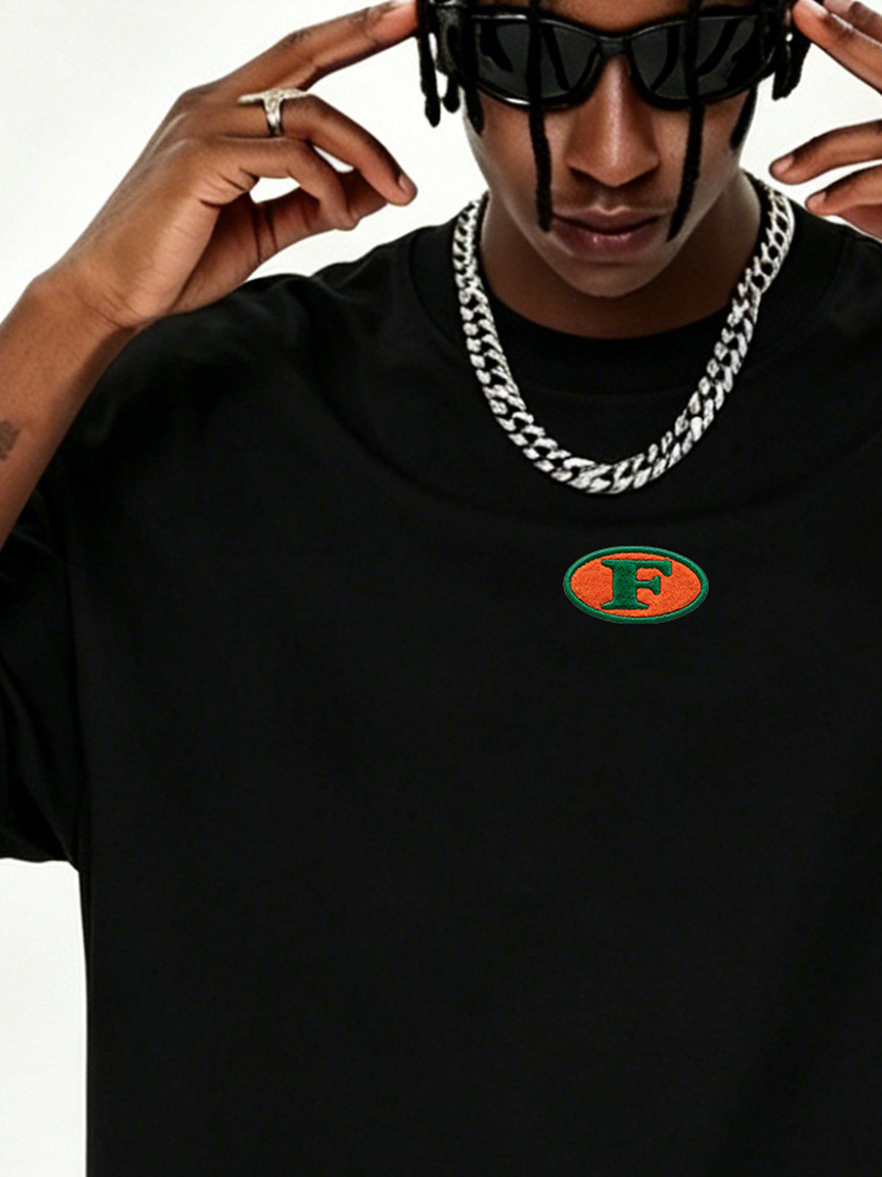 Black Graphic Print Cotton Regular Fit T-Shirt