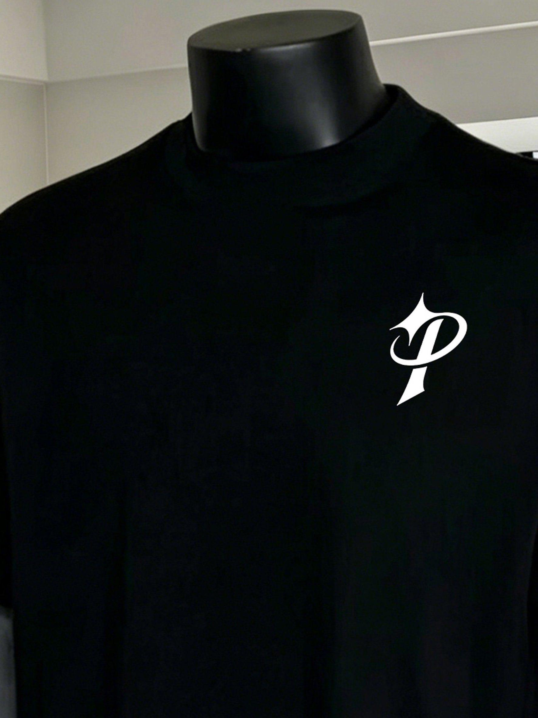 Men Black Cotton Short Sleeve Round Neck T-Shirt