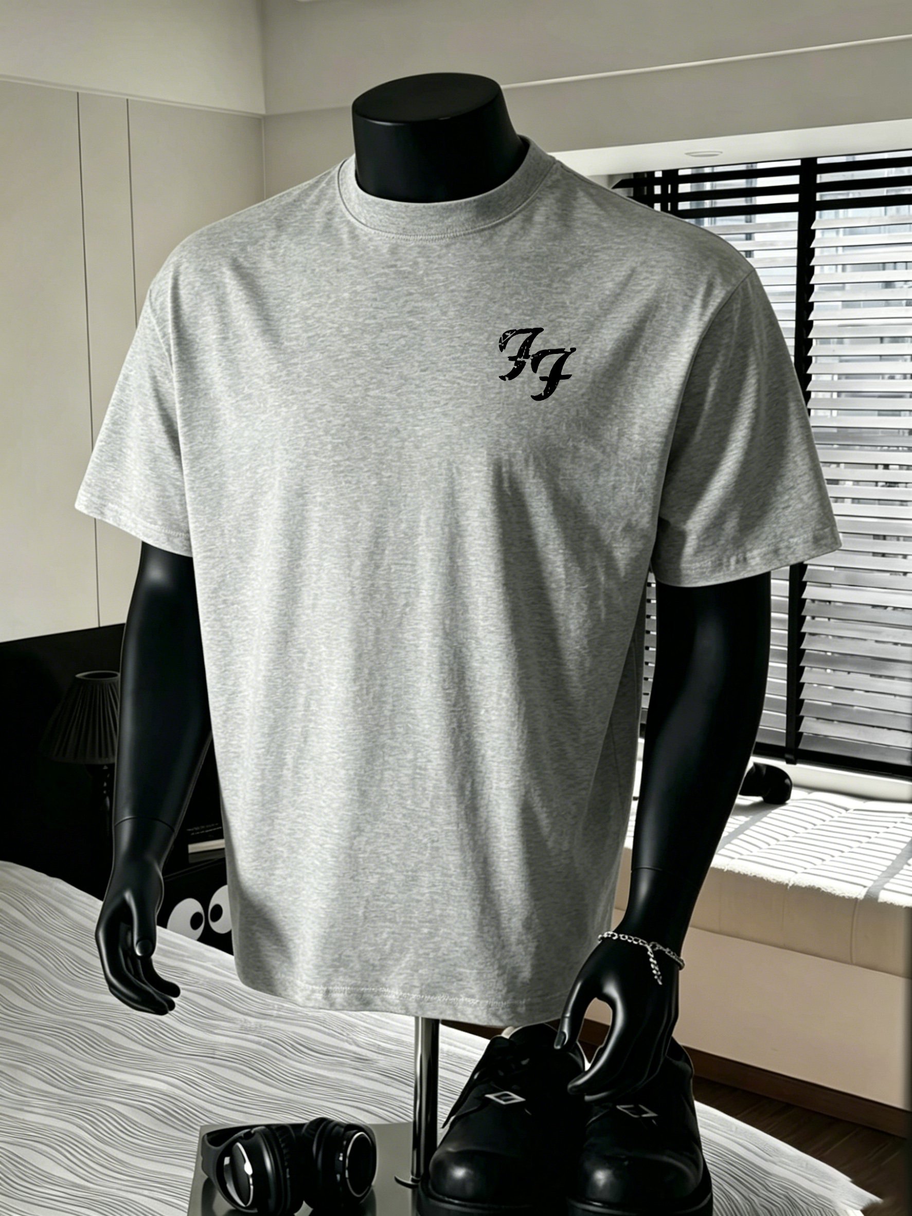 Men Grey Short Sleeve T-Shirt with Unique Print