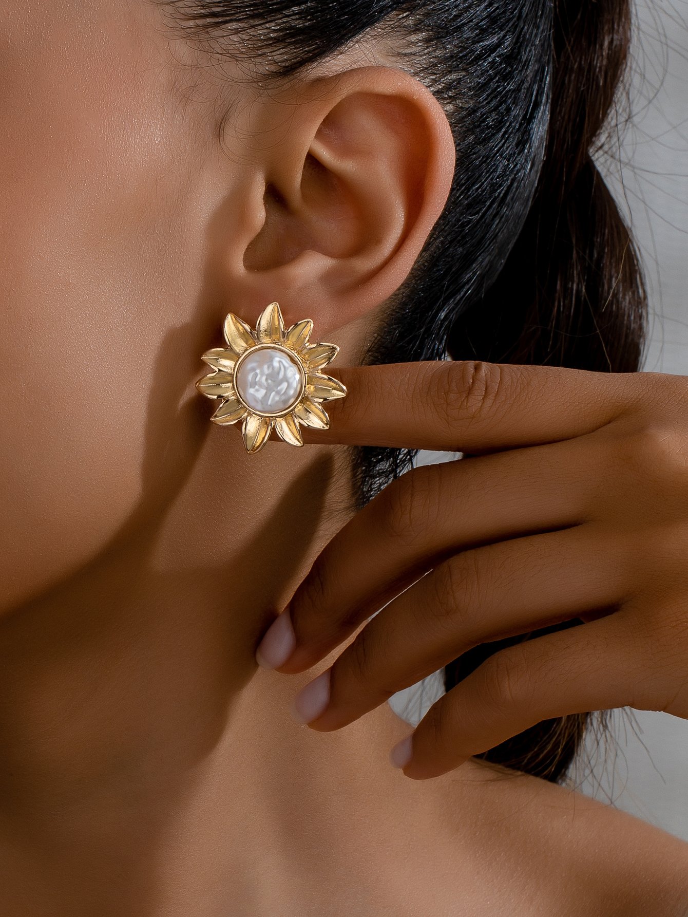 Golden Sunflower Stud Earrings with Pearl Center - Casual 