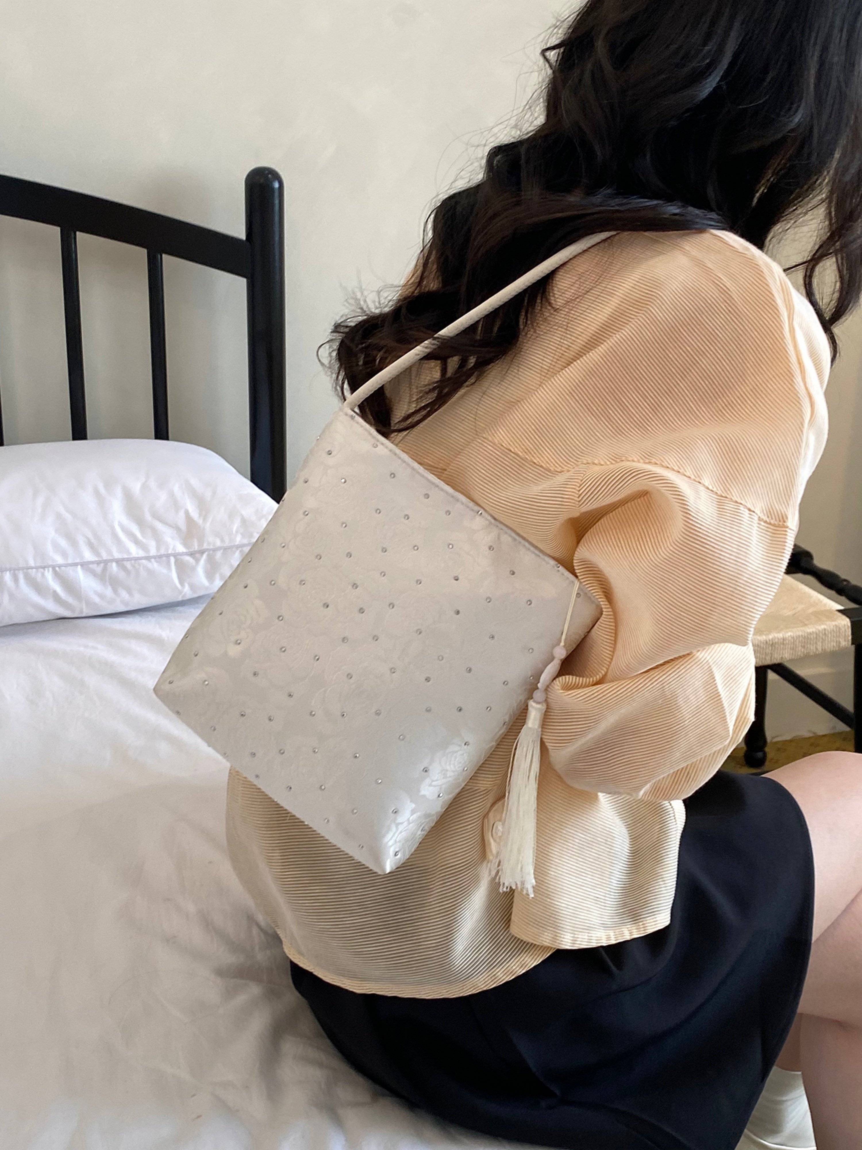 White Embroidered Shoulder Bag with Zip