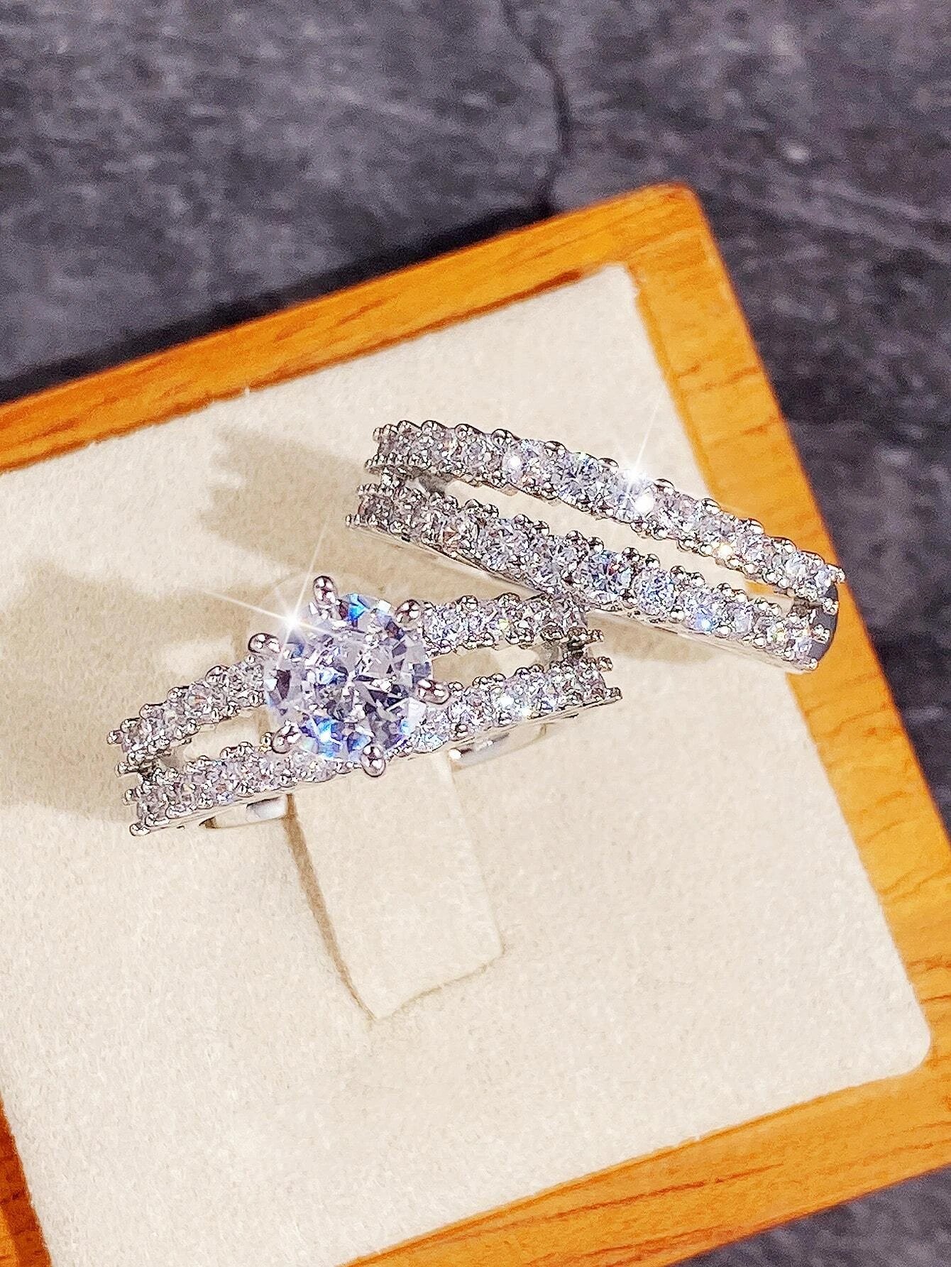 Silver-Toned Ring Set