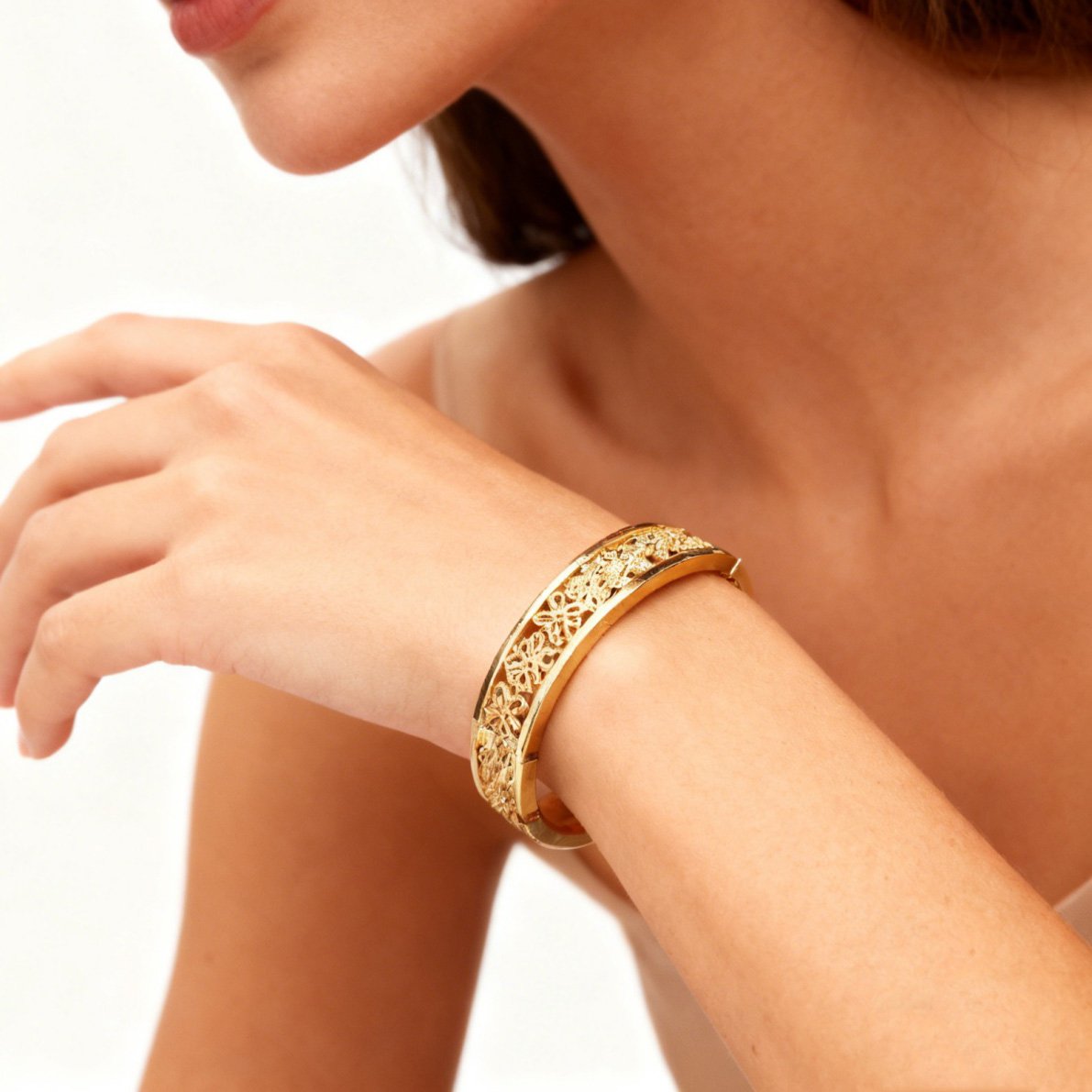 Gold Filigree Bangle Bracelet - Everyday Wear.