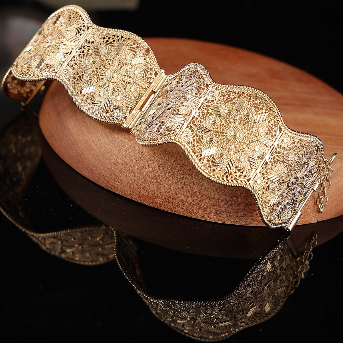 Golden Filigree Bangle Bracelet - Casual Wear.